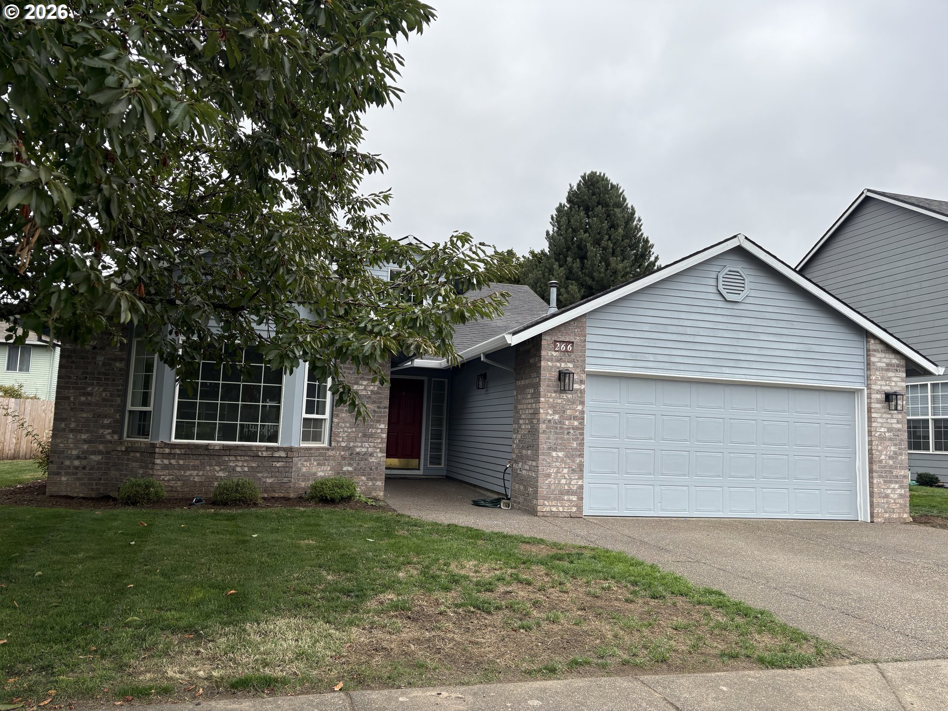 266 SE 10TH AVE