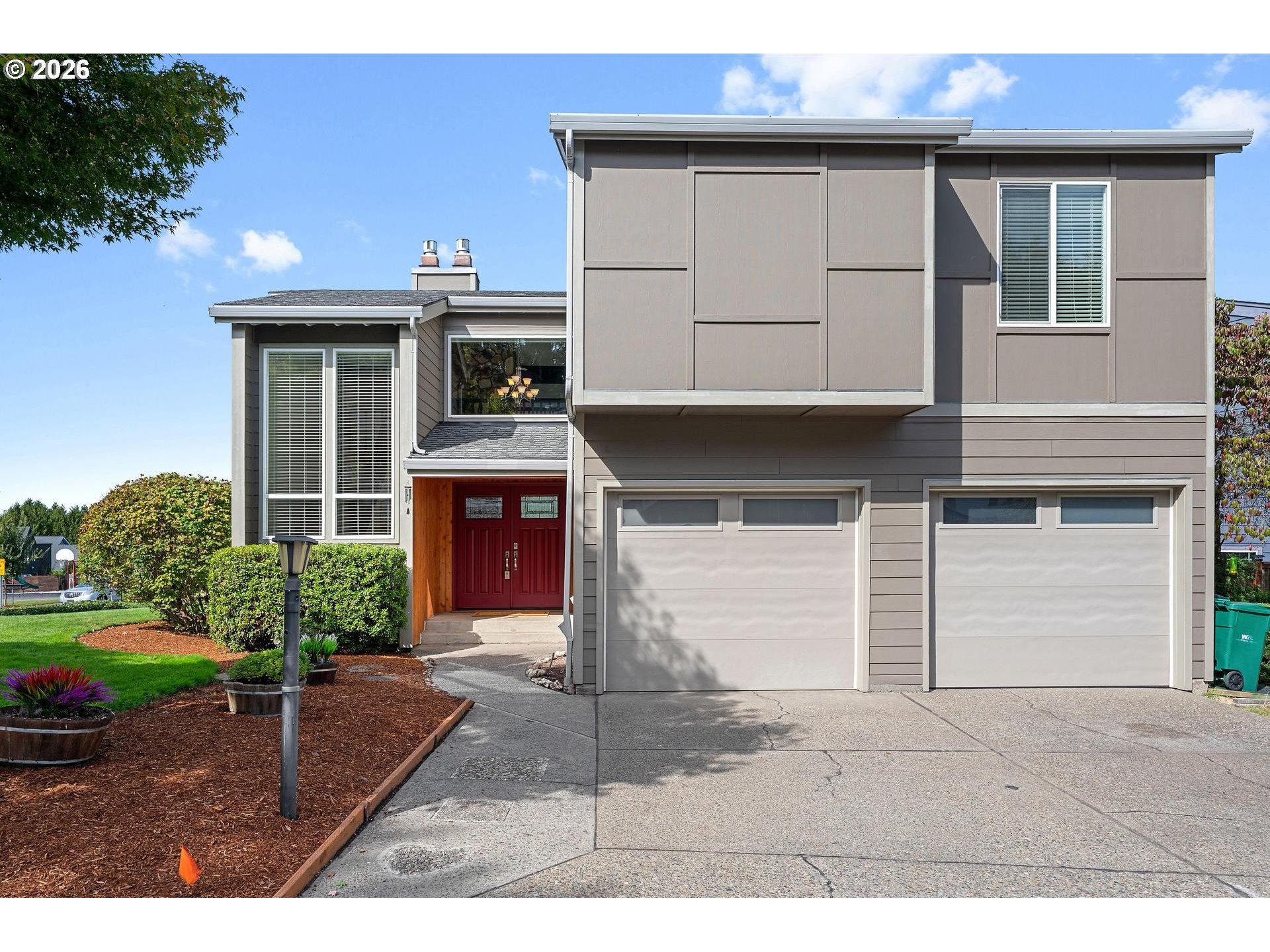 11713 Se Flavel St Property Photo 1