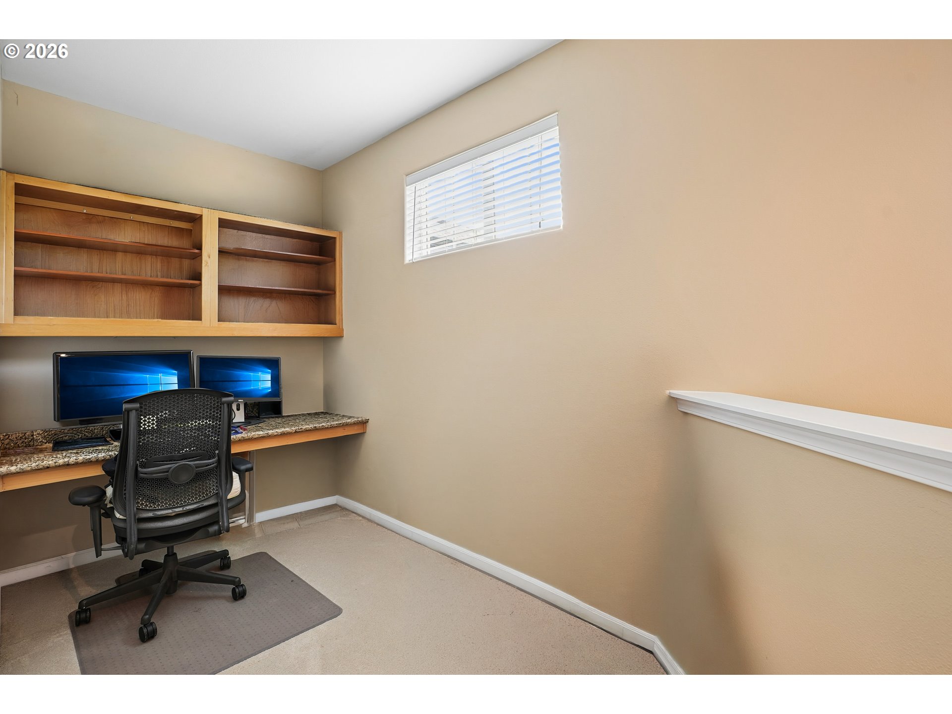 810 Springtree Ln Property Photo 14