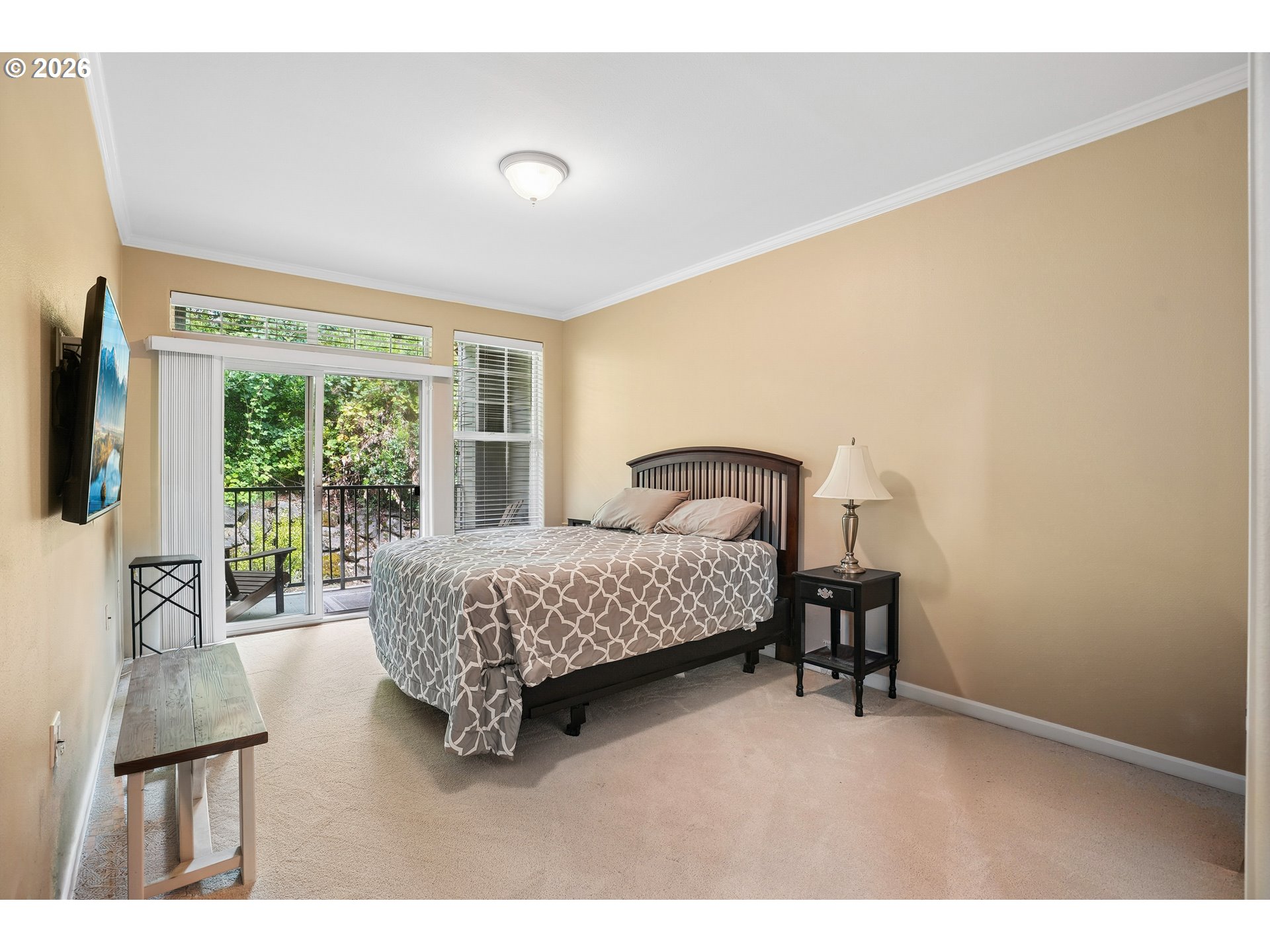 810 Springtree Ln Property Photo 15