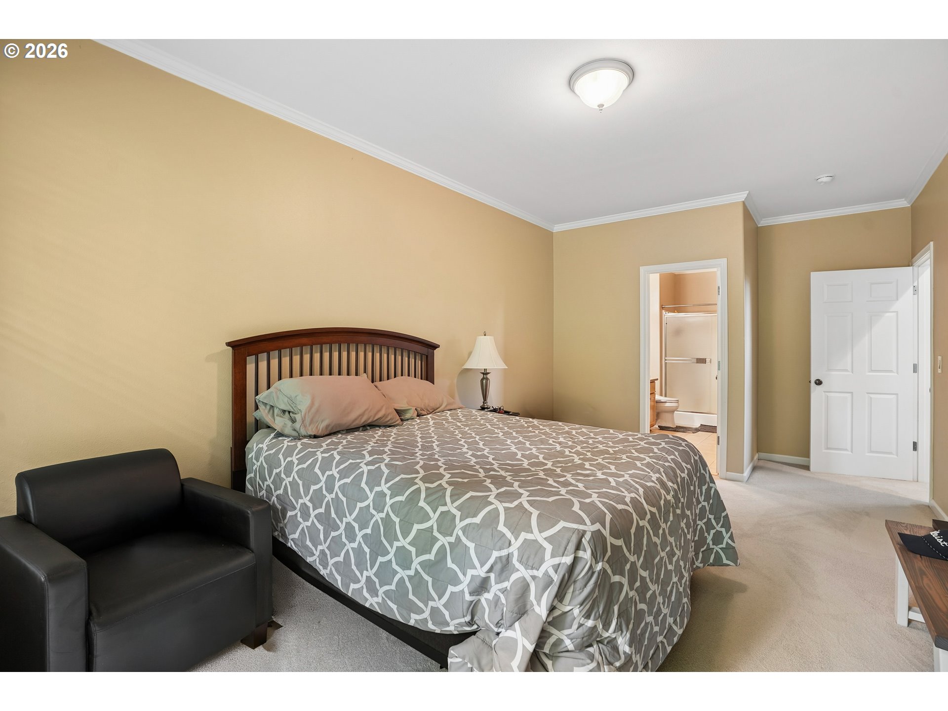 810 Springtree Ln Property Photo 16