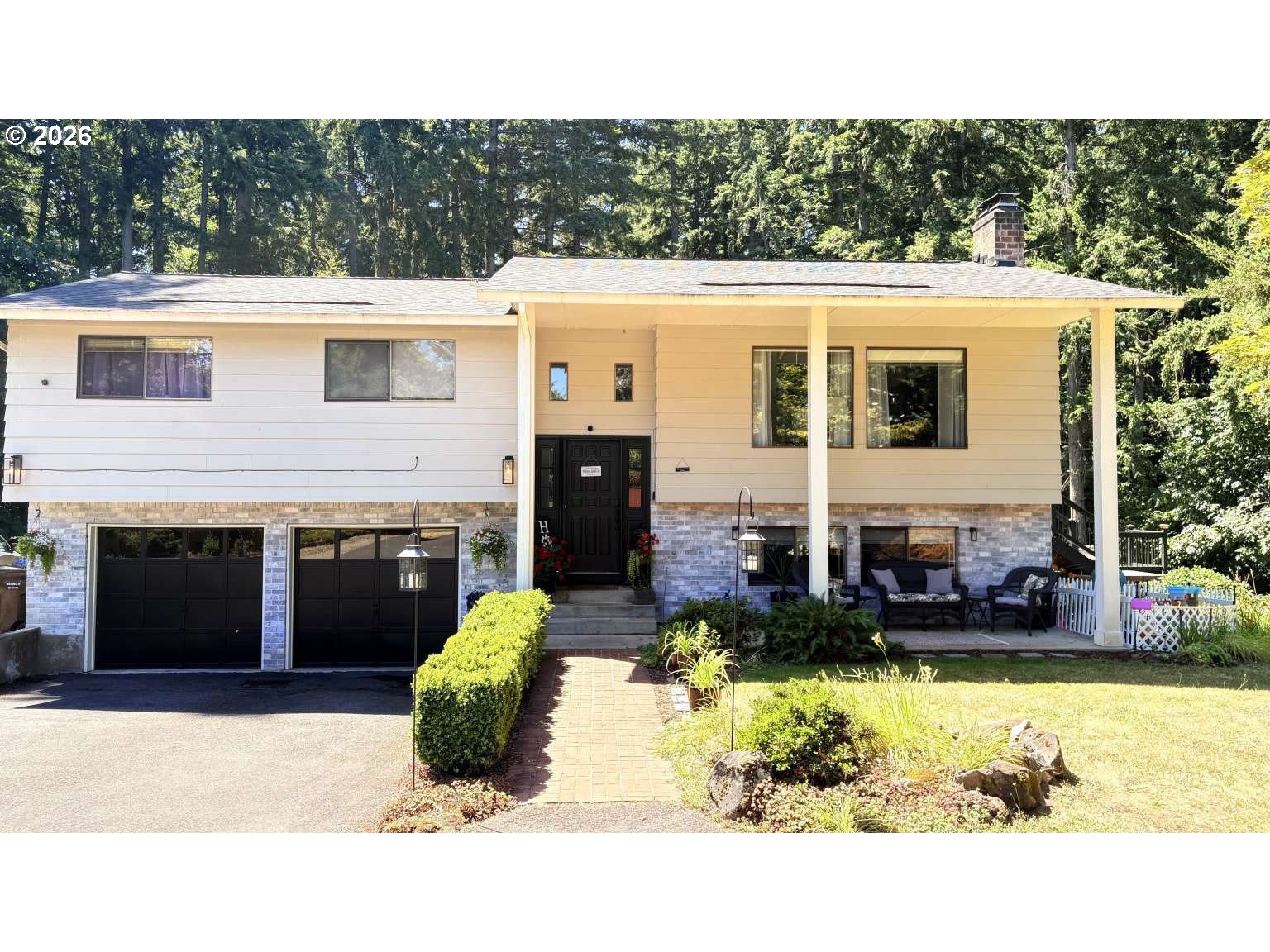 15984 S Brook Ct Property Photo 1