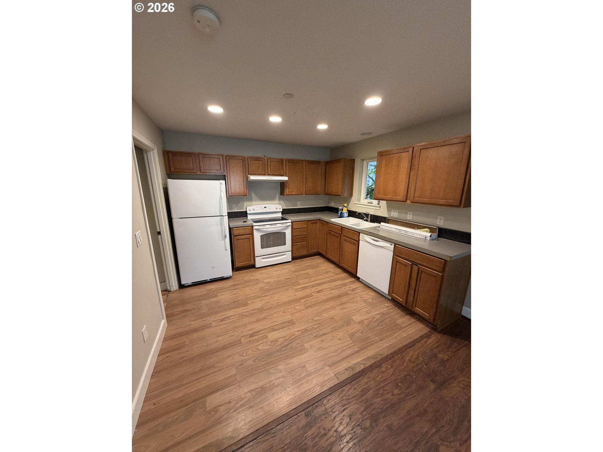 11911 Se Ash St 10 Property Photo 11