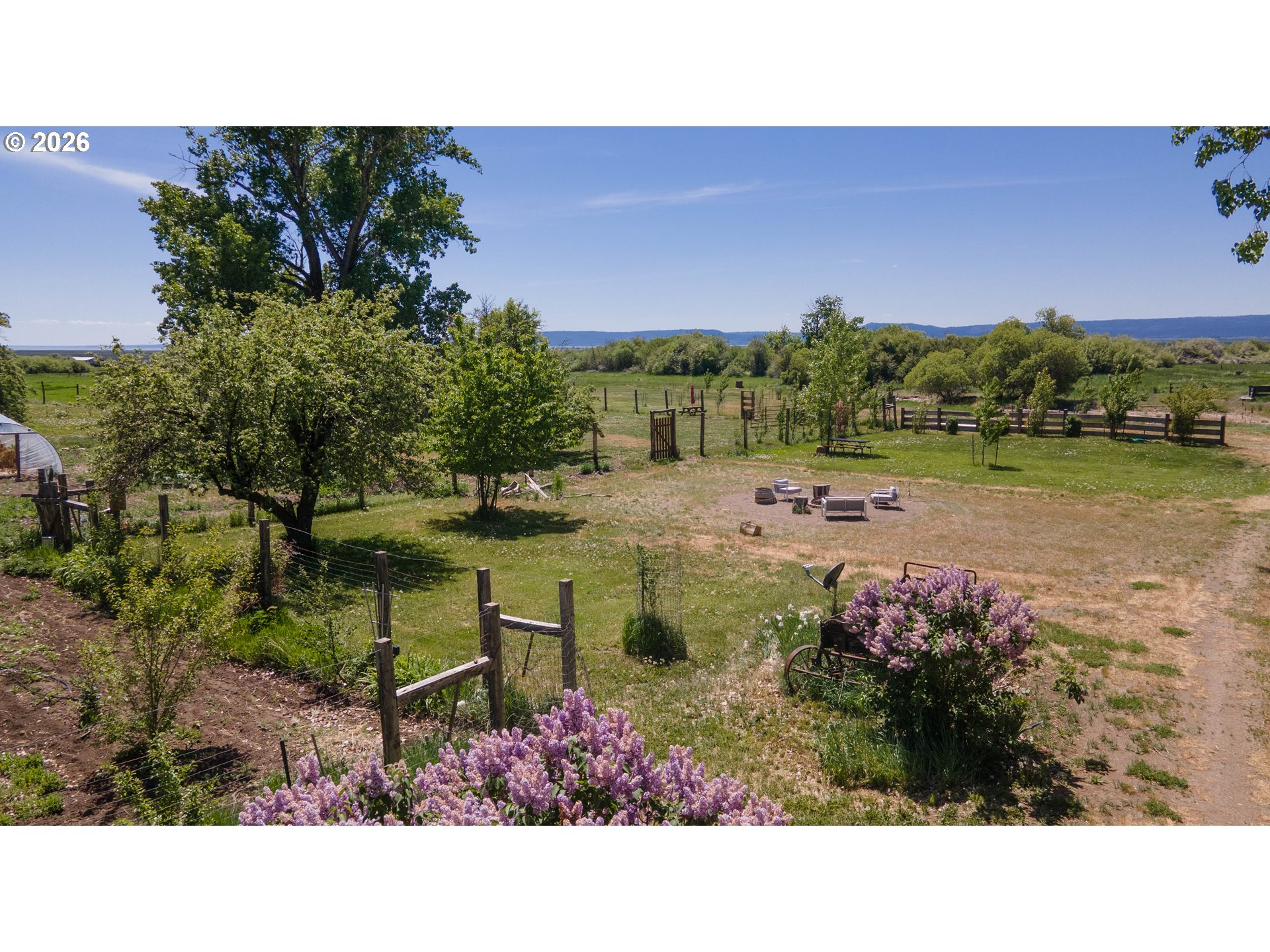 15682 Highway 395 Property Photo 44