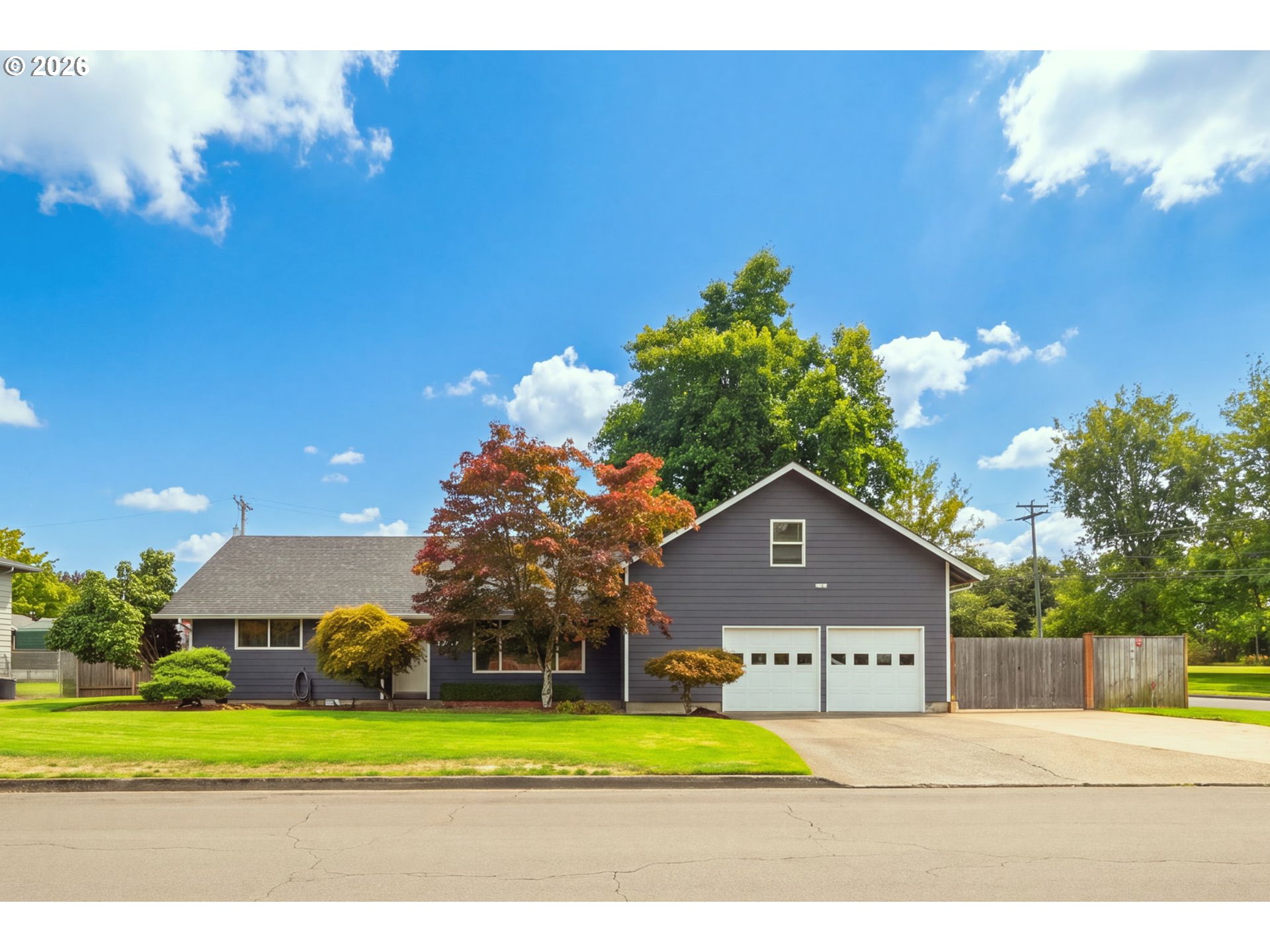 1190 Sanborn Ave Property Photo 1