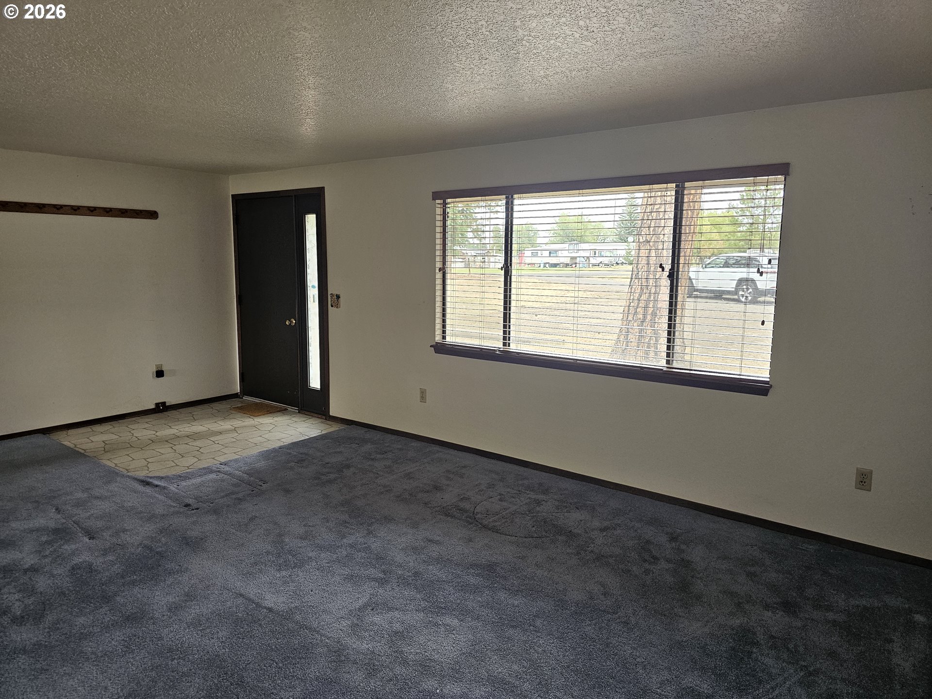 202 E Despain St Property Photo 14