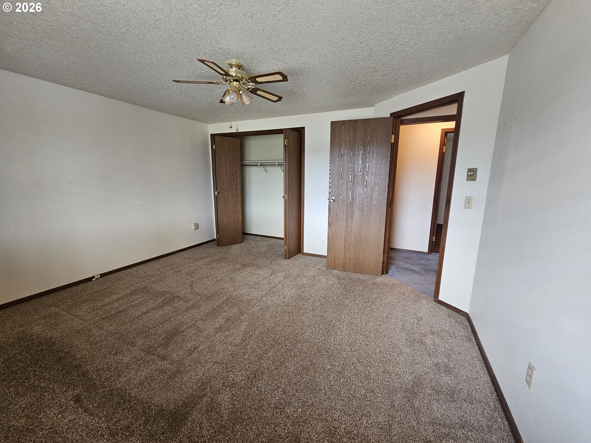 202 E Despain St Property Photo 27