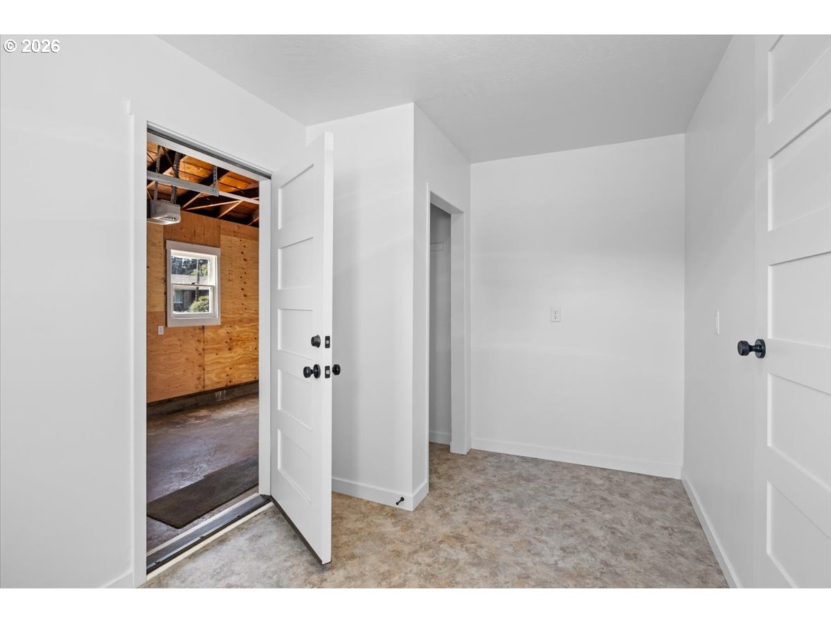 1202 Ne A St Property Photo 14