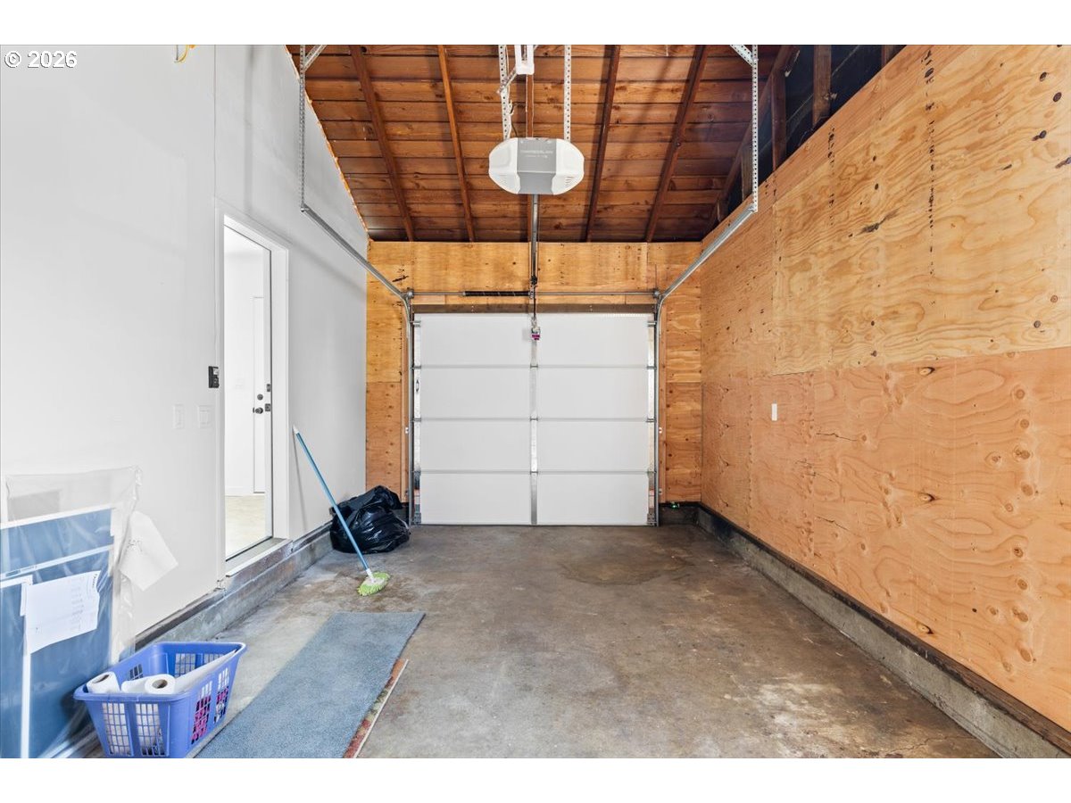 1202 Ne A St Property Photo 15