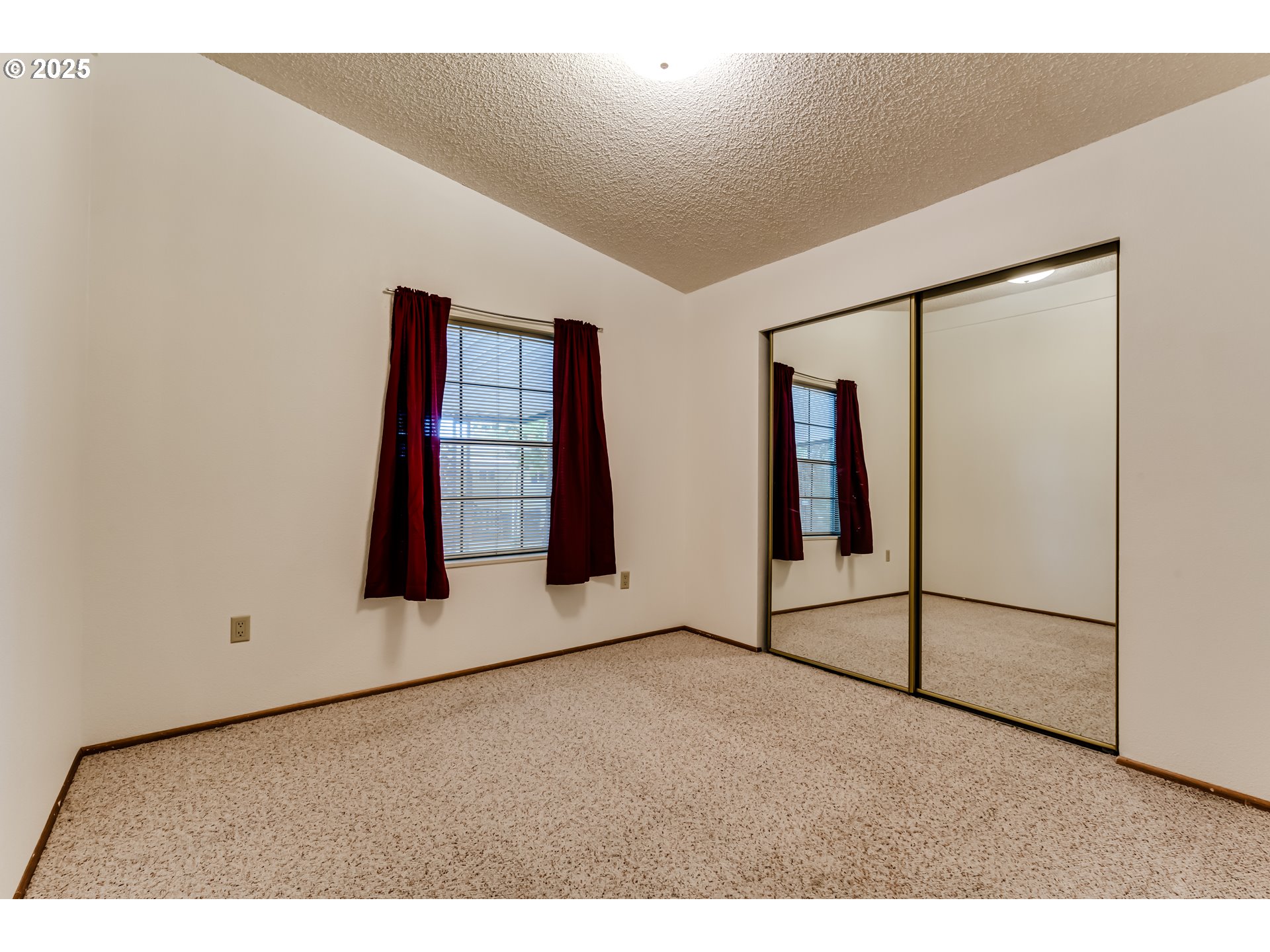 1475 Green Acres Rd 83 Property Photo 23