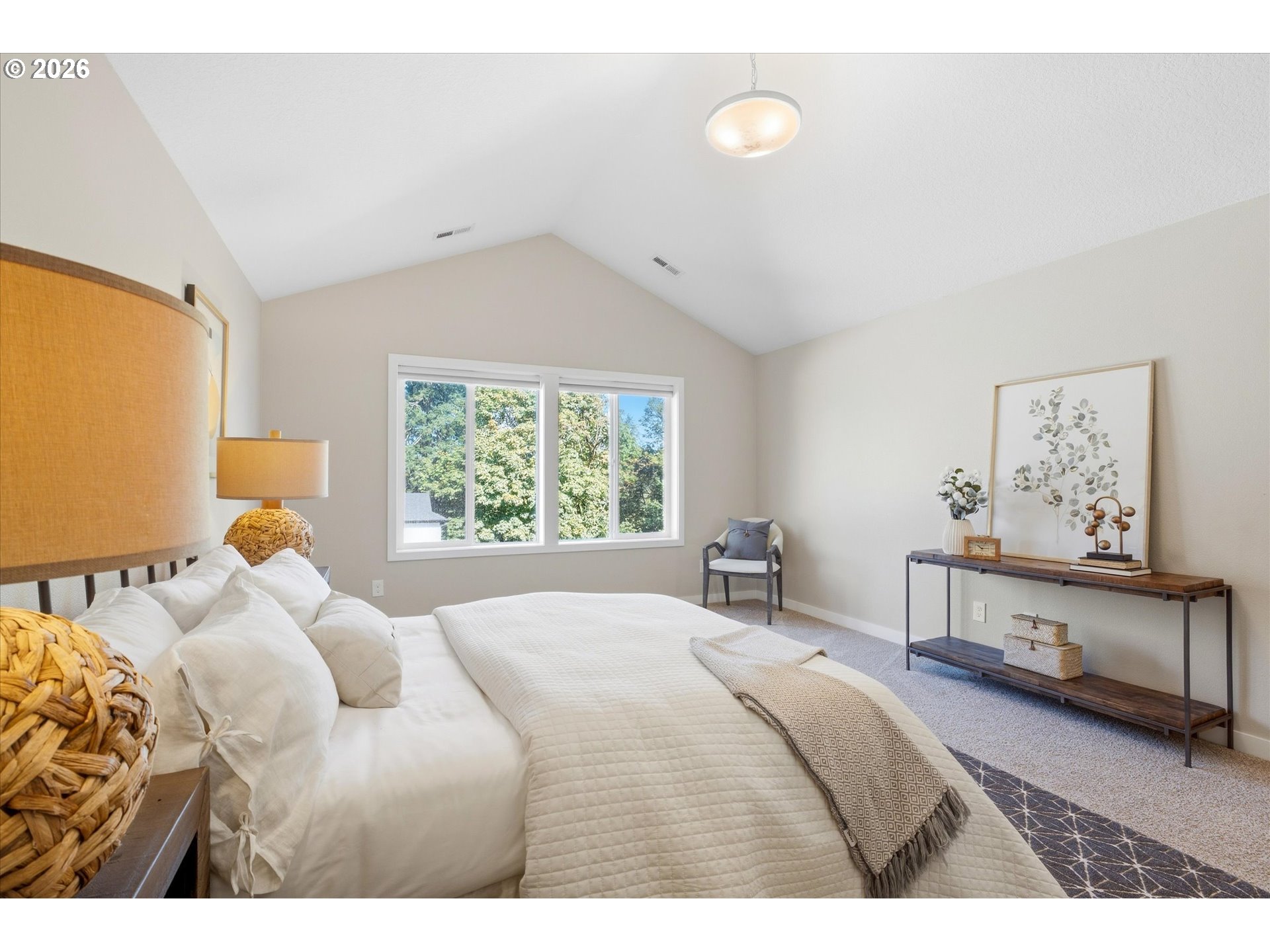 153 E Wayno Way Property Photo 8