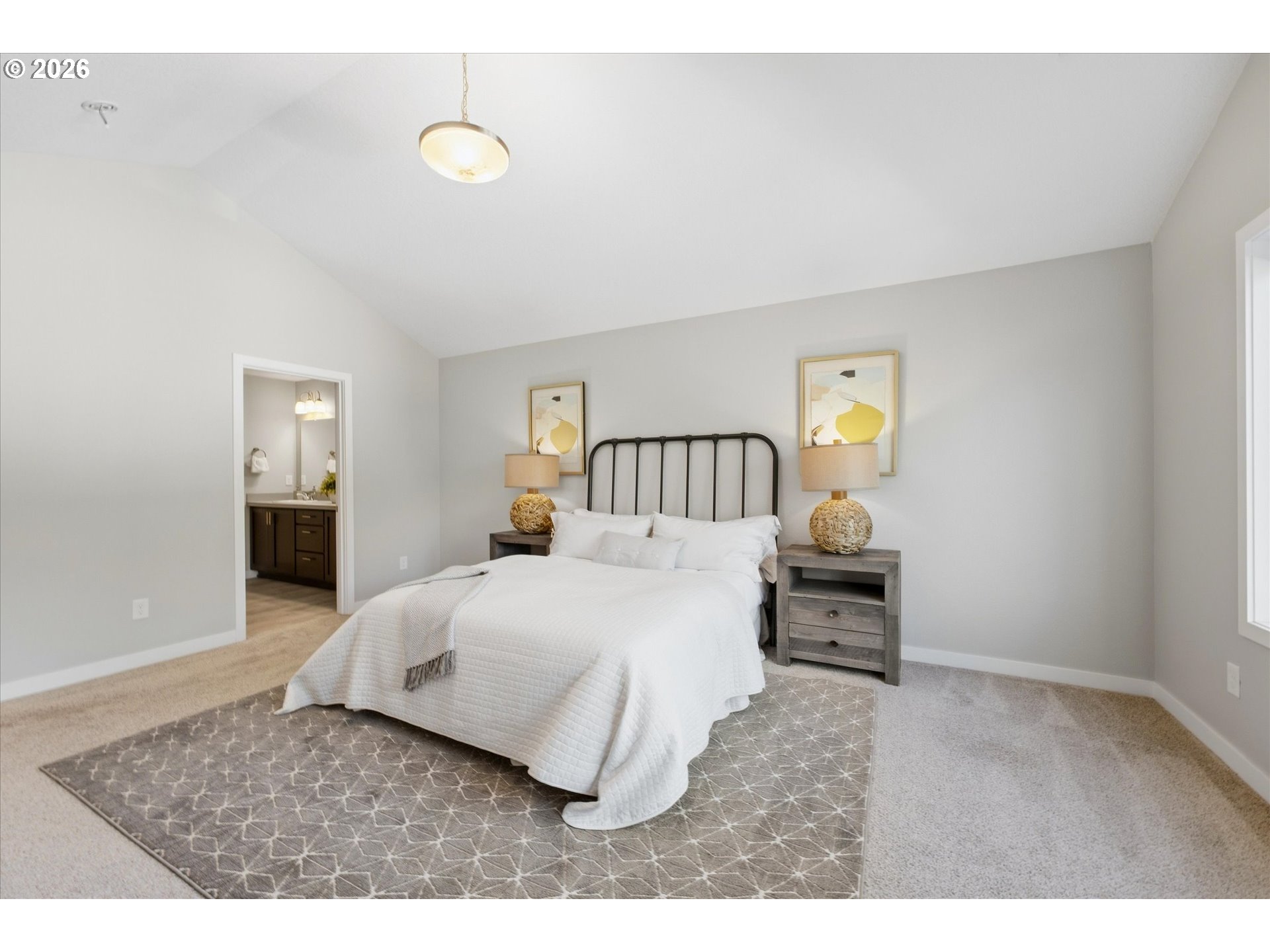 153 E Wayno Way Property Photo 9