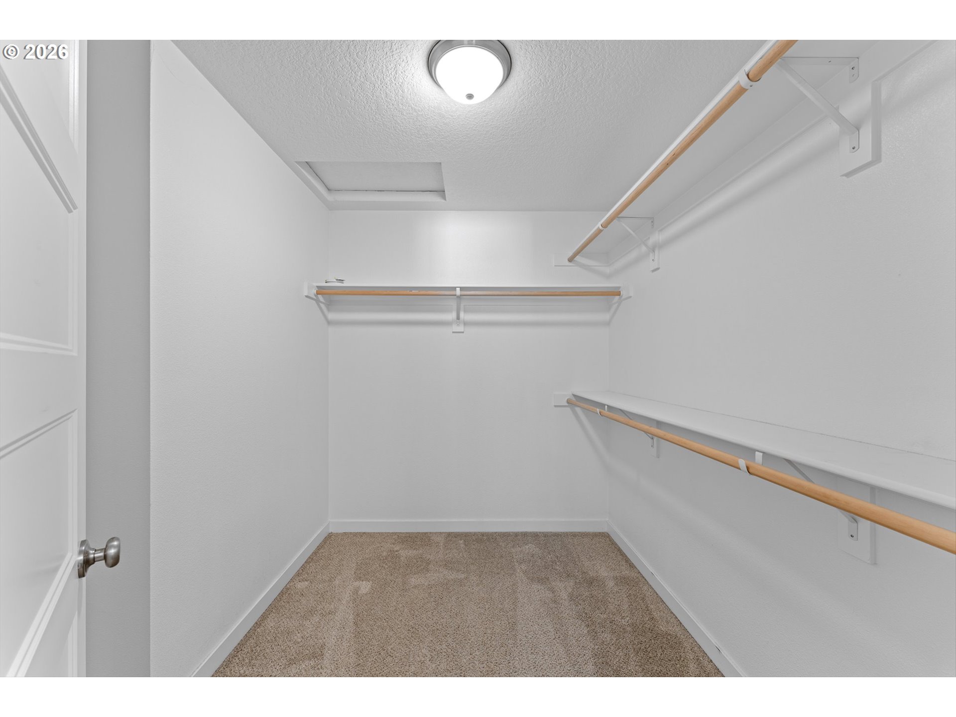 153 E Wayno Way Property Photo 11