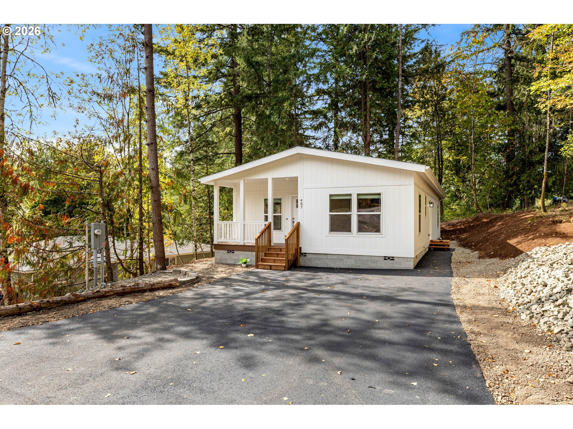 487 Haussler RD Property Photo 1