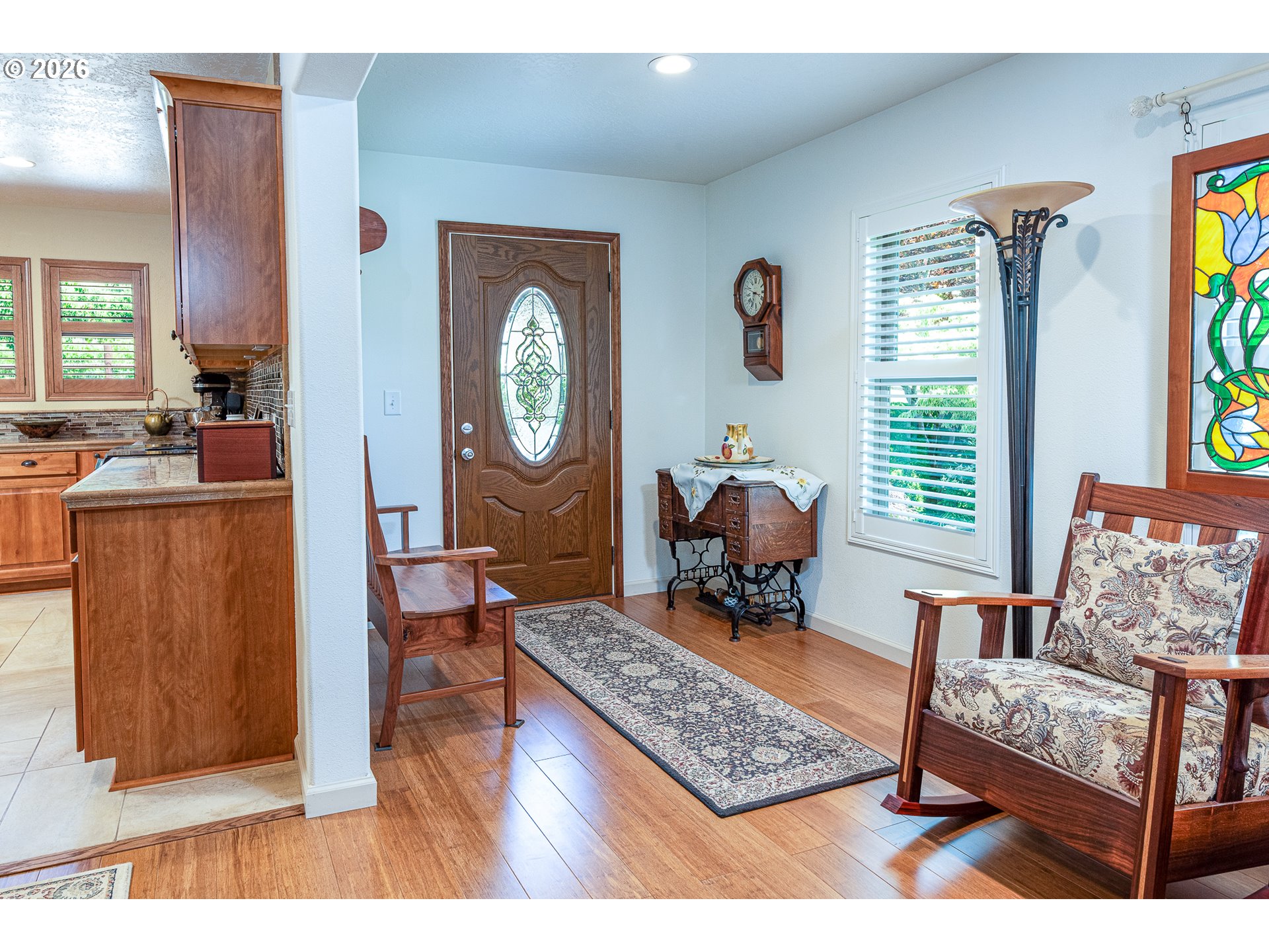 384 Edgeview Dr Property Photo 5