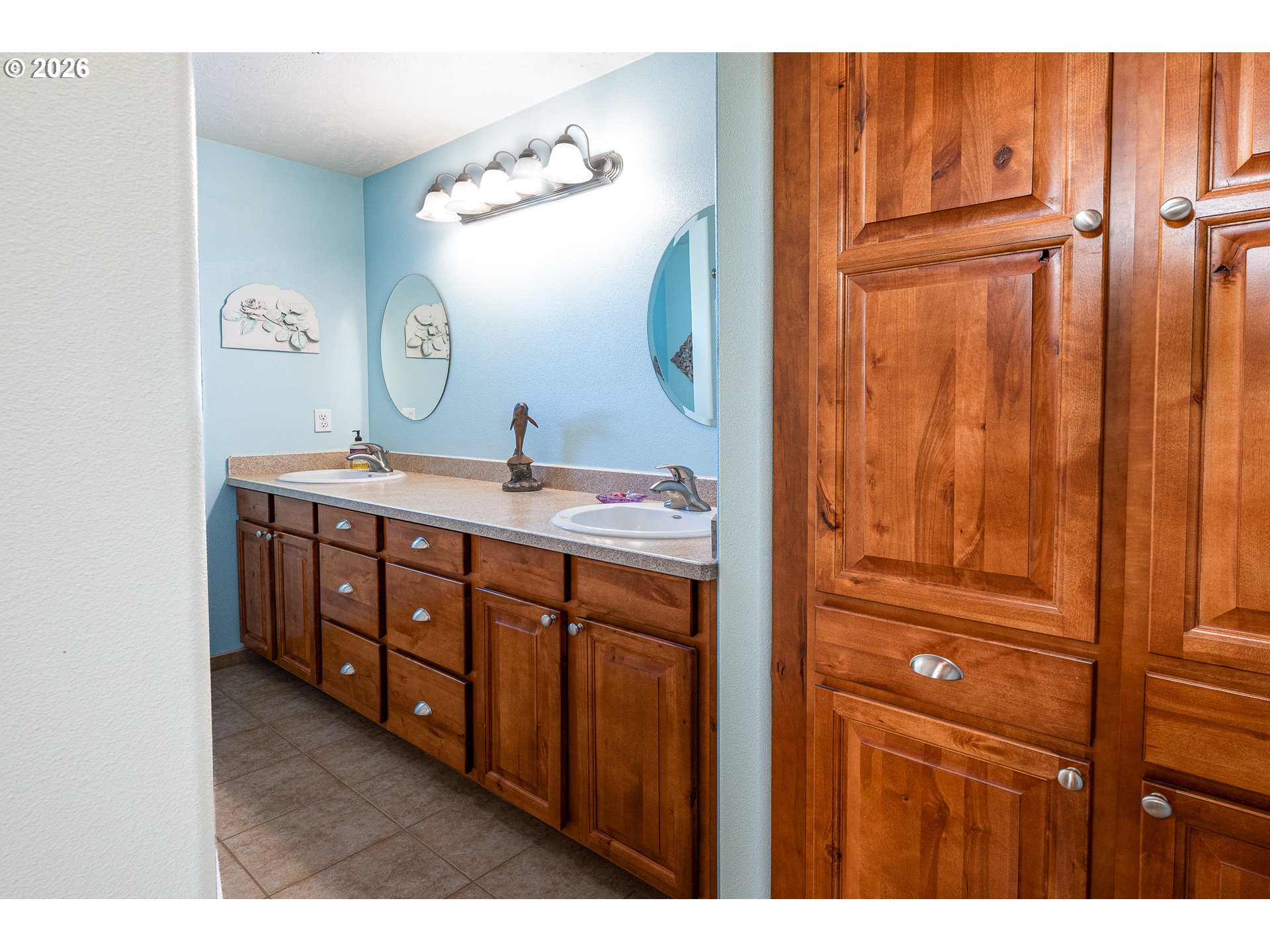 384 Edgeview Dr Property Photo 24