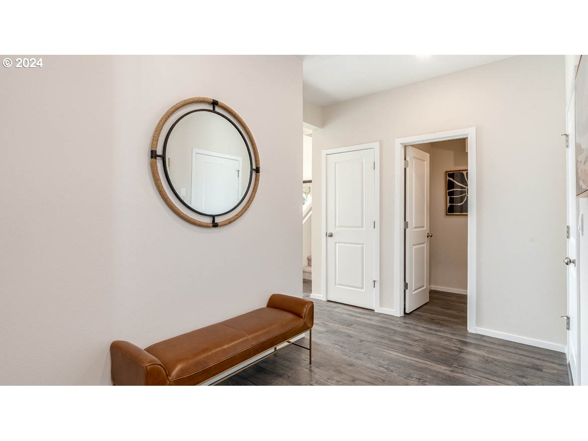 455 Pietro St Ne Property Photo 3