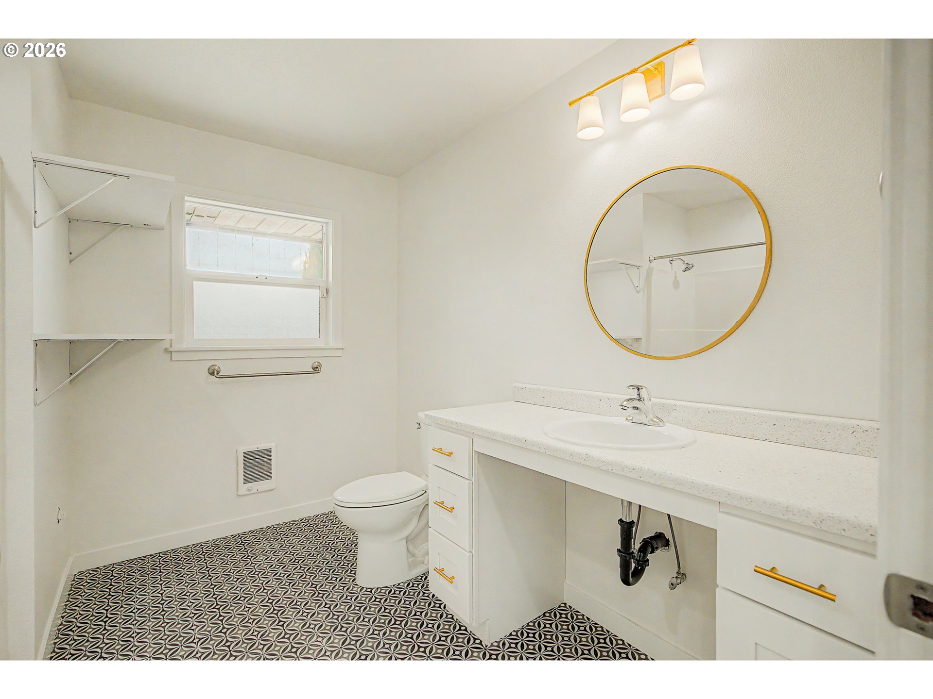 1315 N Locust St Property Photo 20