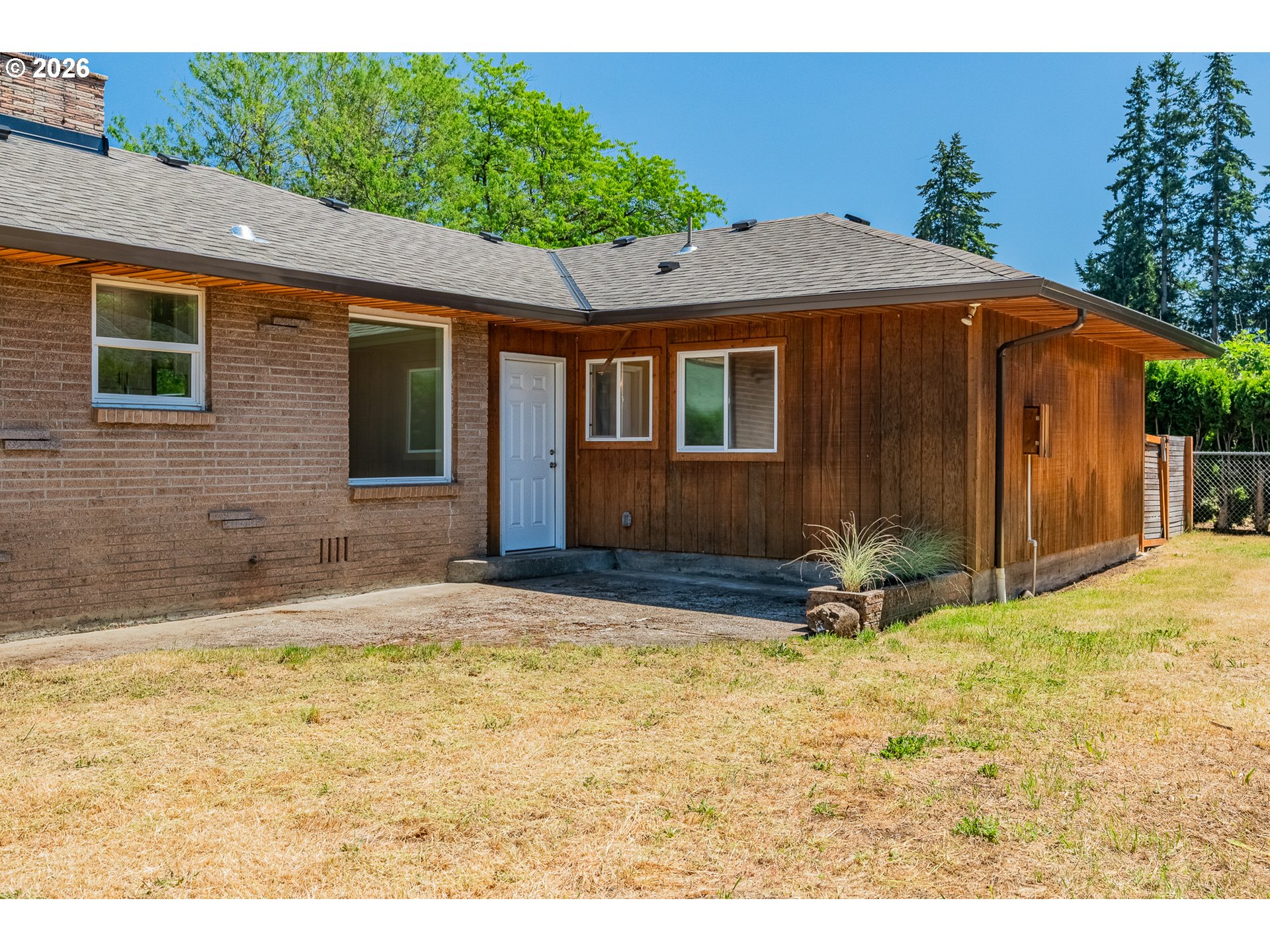 1315 N Locust St Property Photo 32