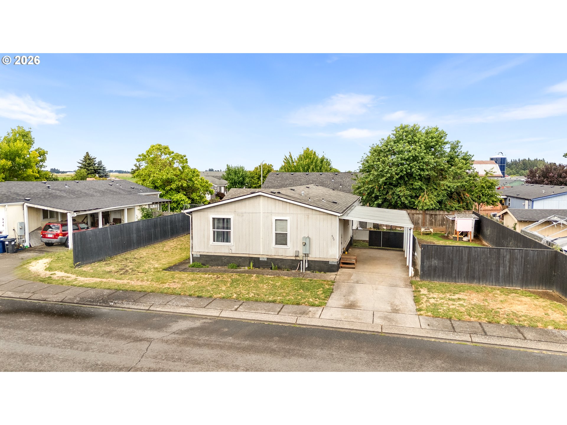 930 Mahan Loop Property Photo 25