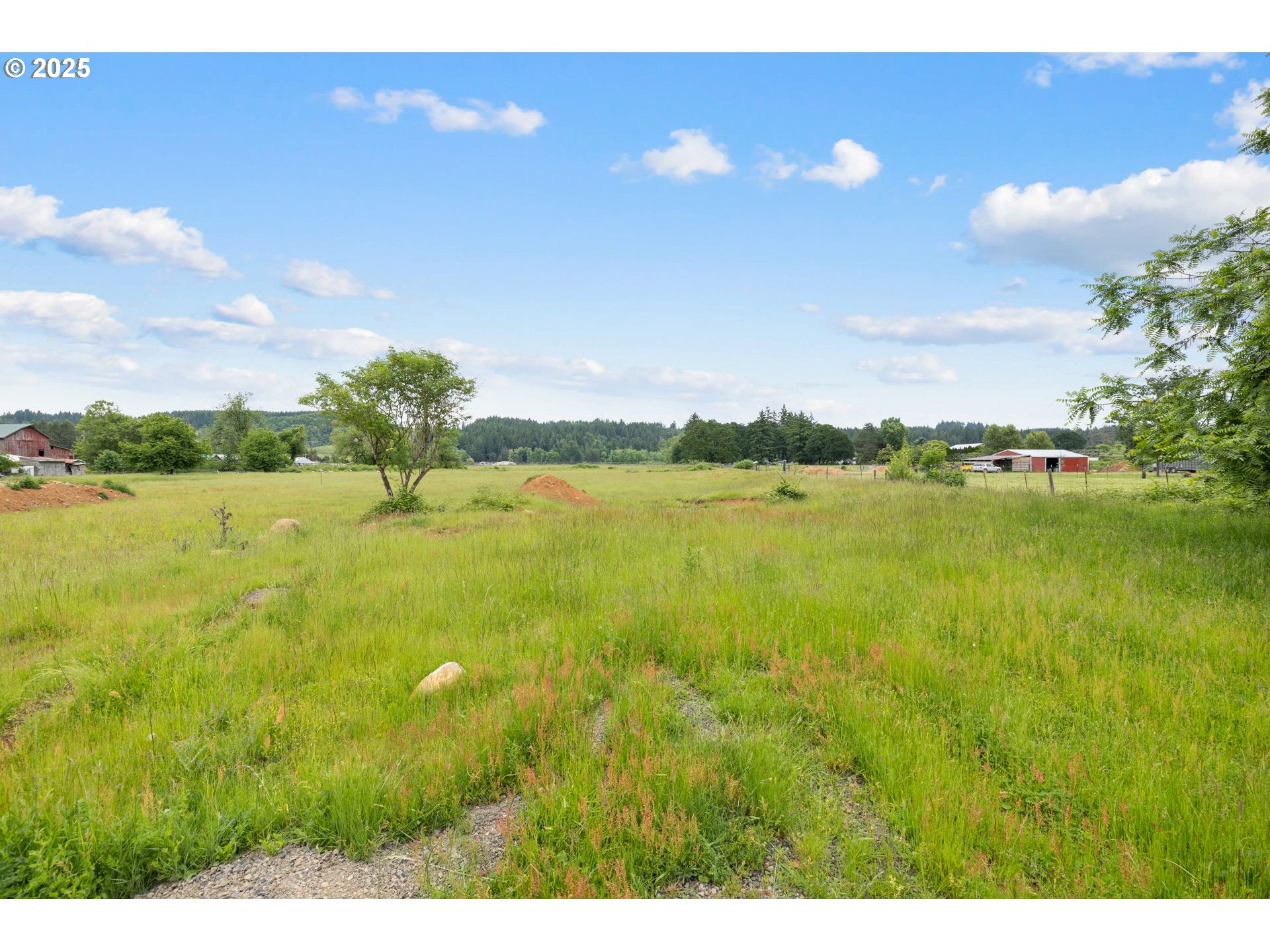28283 Se Hwy 224 Property Photo 2