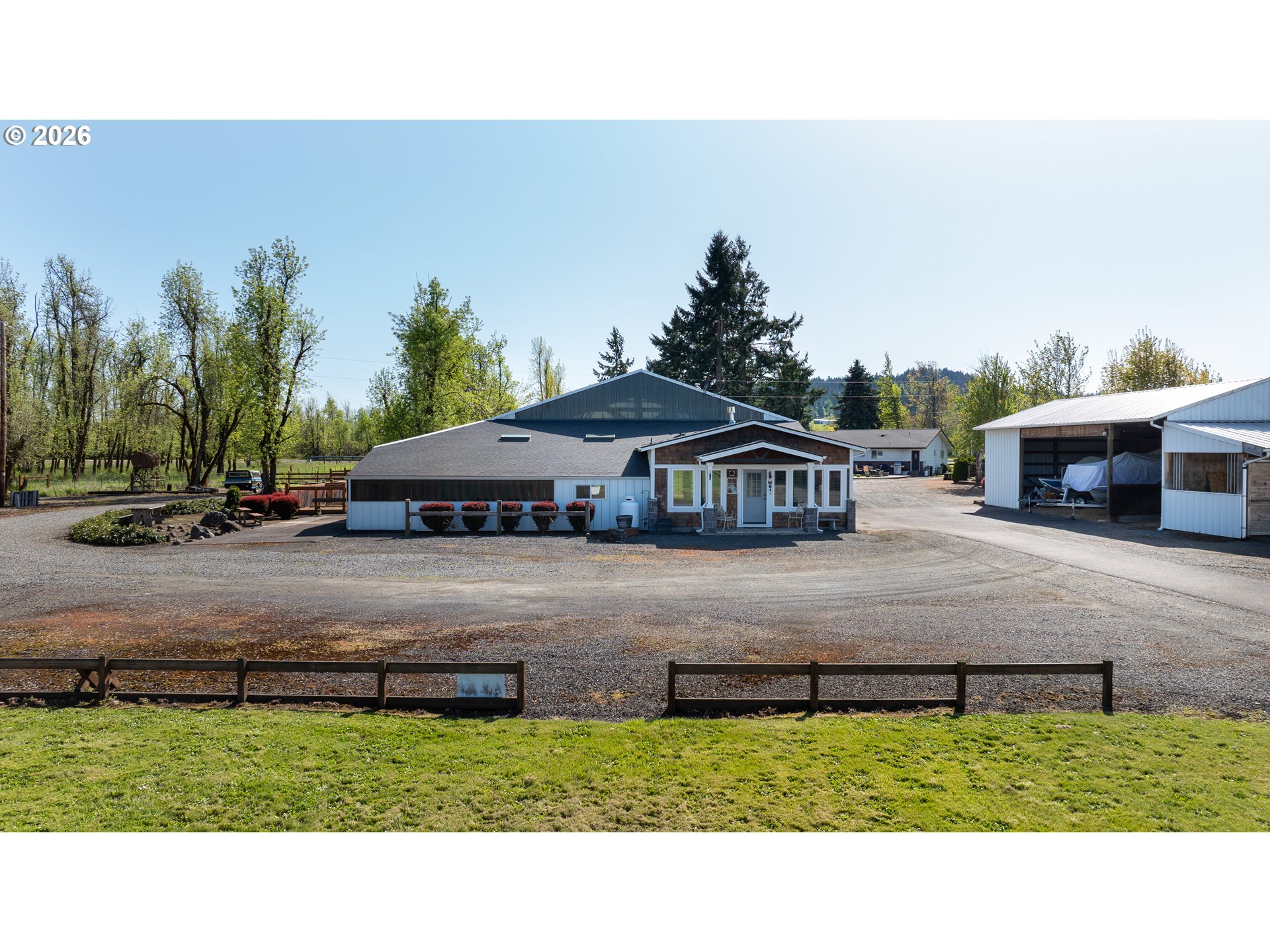 33391 Howe Ln Property Photo 6