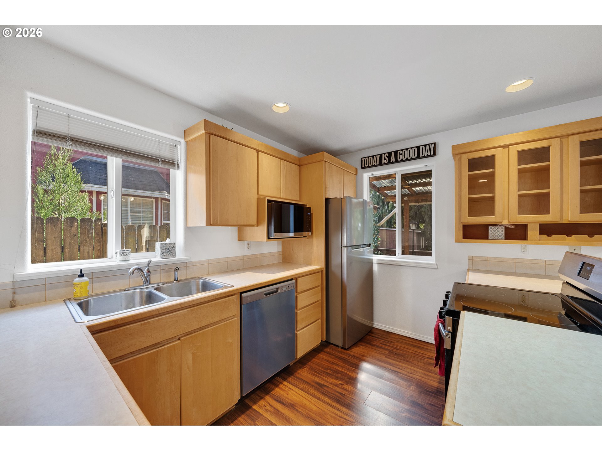 6455 Main St Property Photo 12