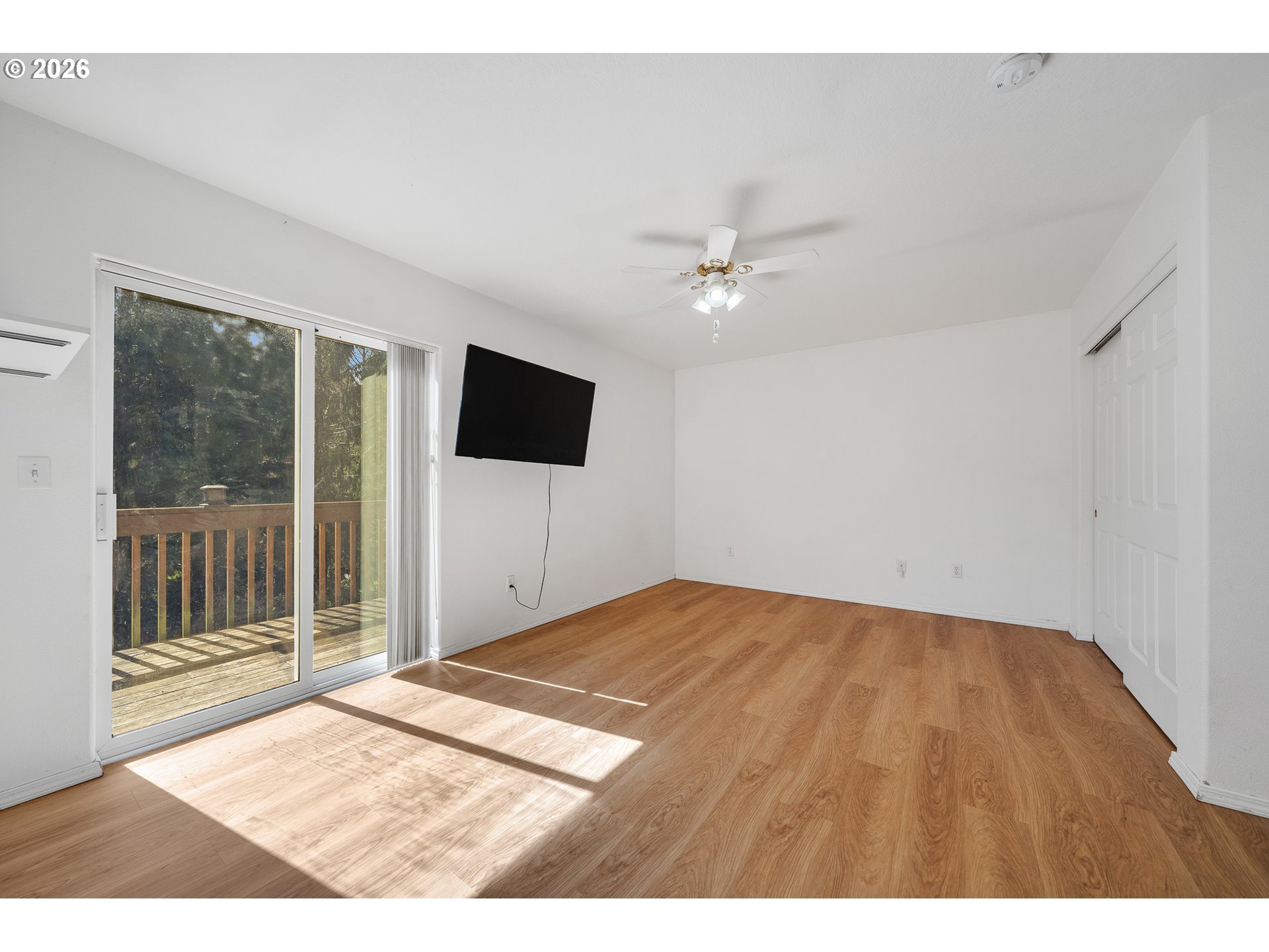 6455 Main St Property Photo 19