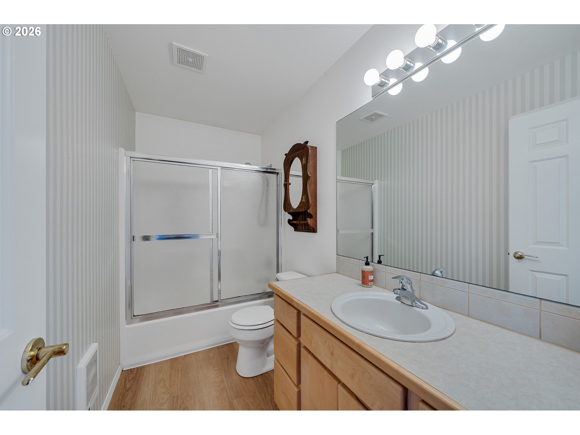 6455 Main St Property Photo 20