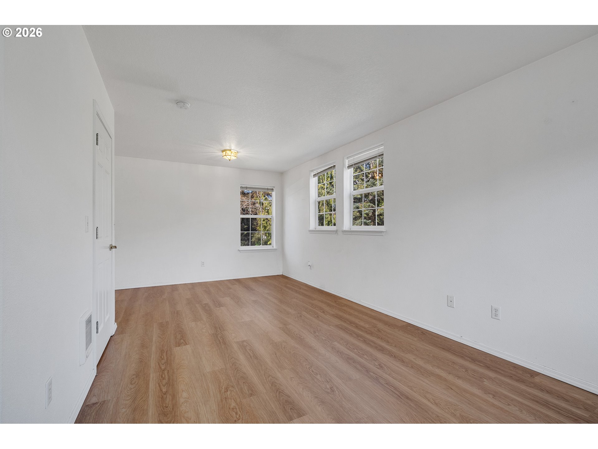 6455 Main St Property Photo 21