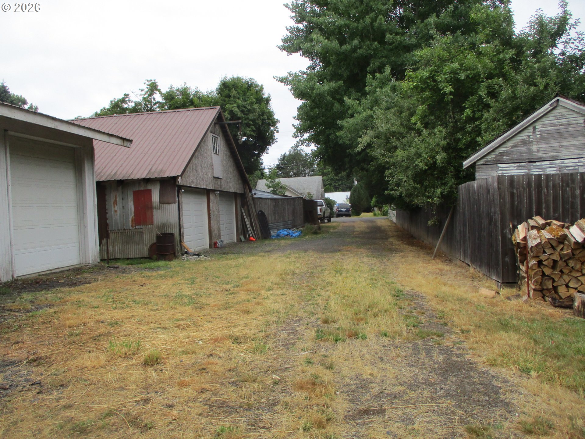B St 6 Property Photo 5