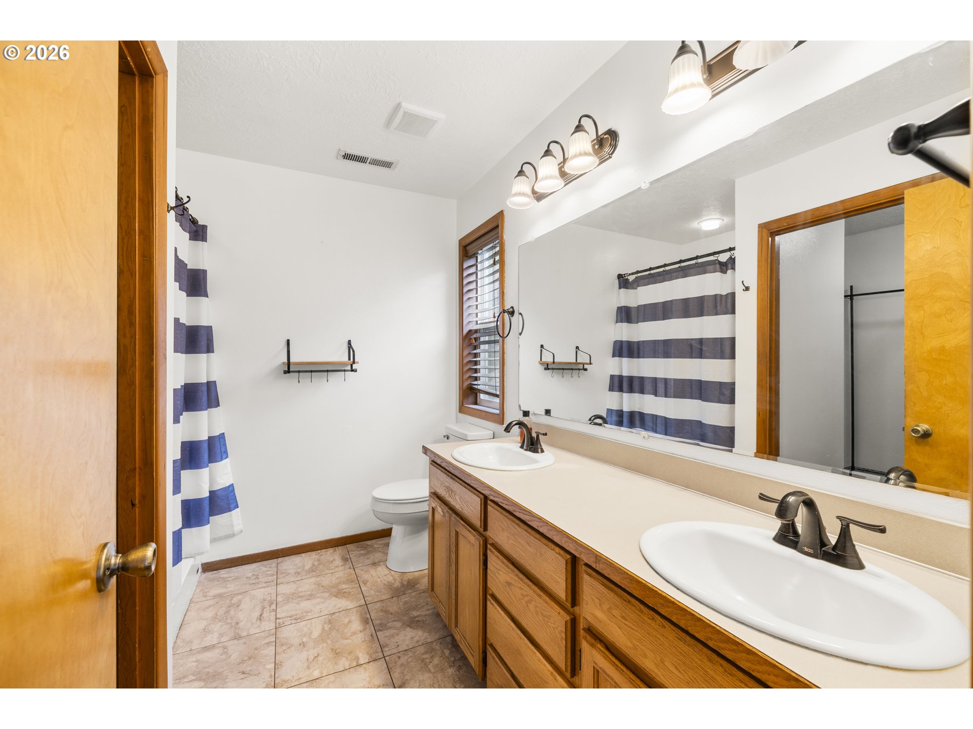 270 Martin Way S Property Photo 17
