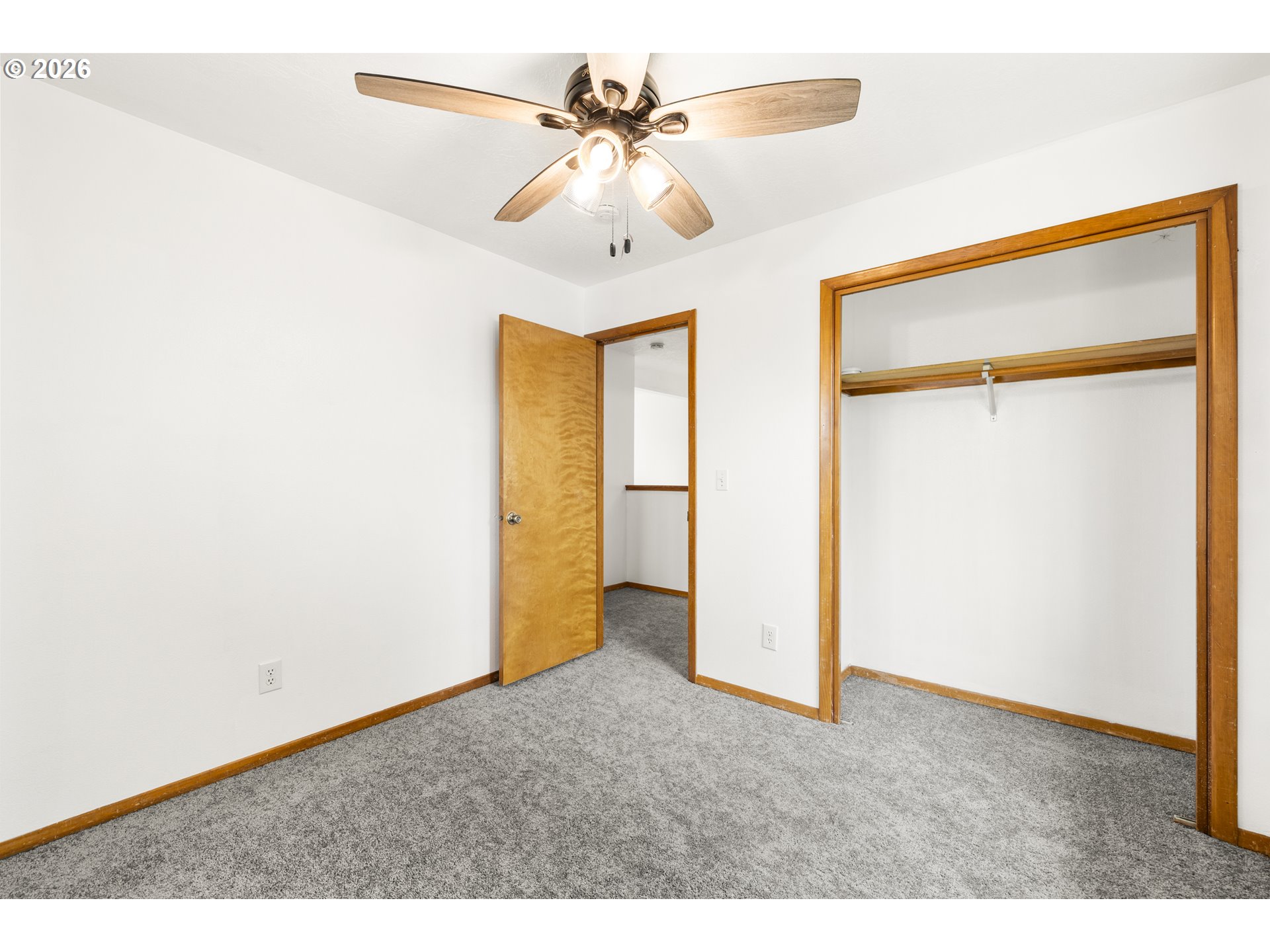 270 Martin Way S Property Photo 22