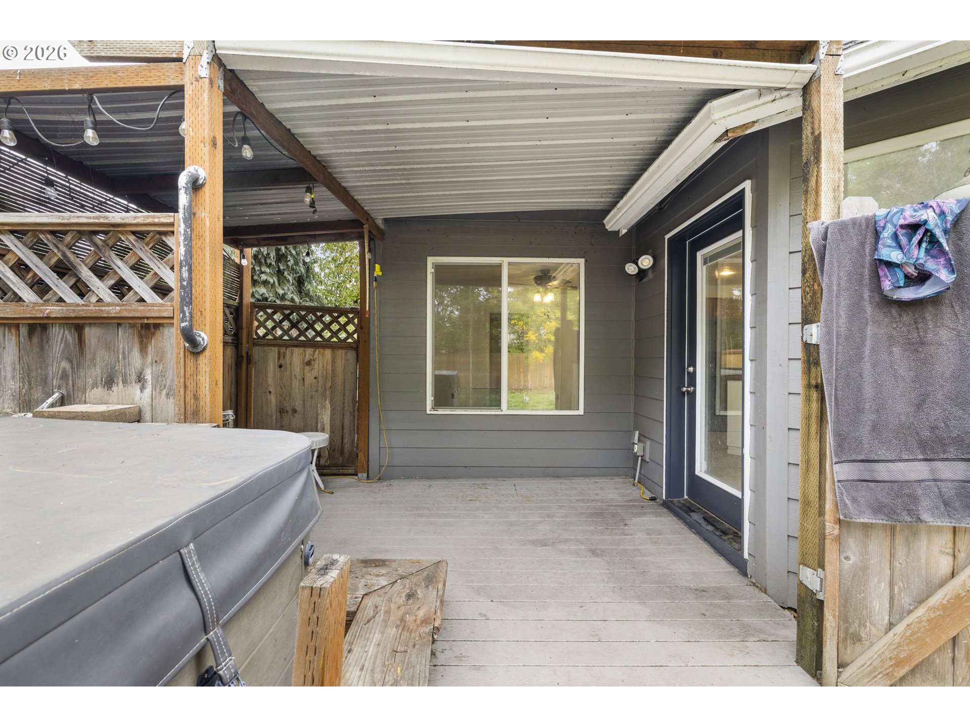 270 Martin Way S Property Photo 27