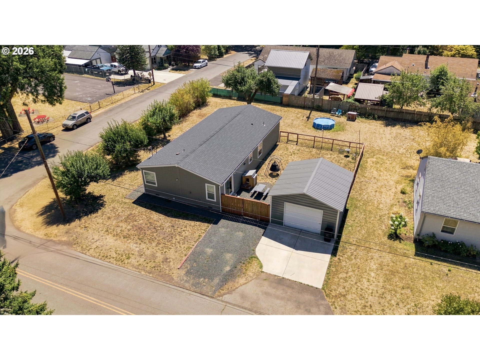 46852 Sunset Ave Property Photo 3