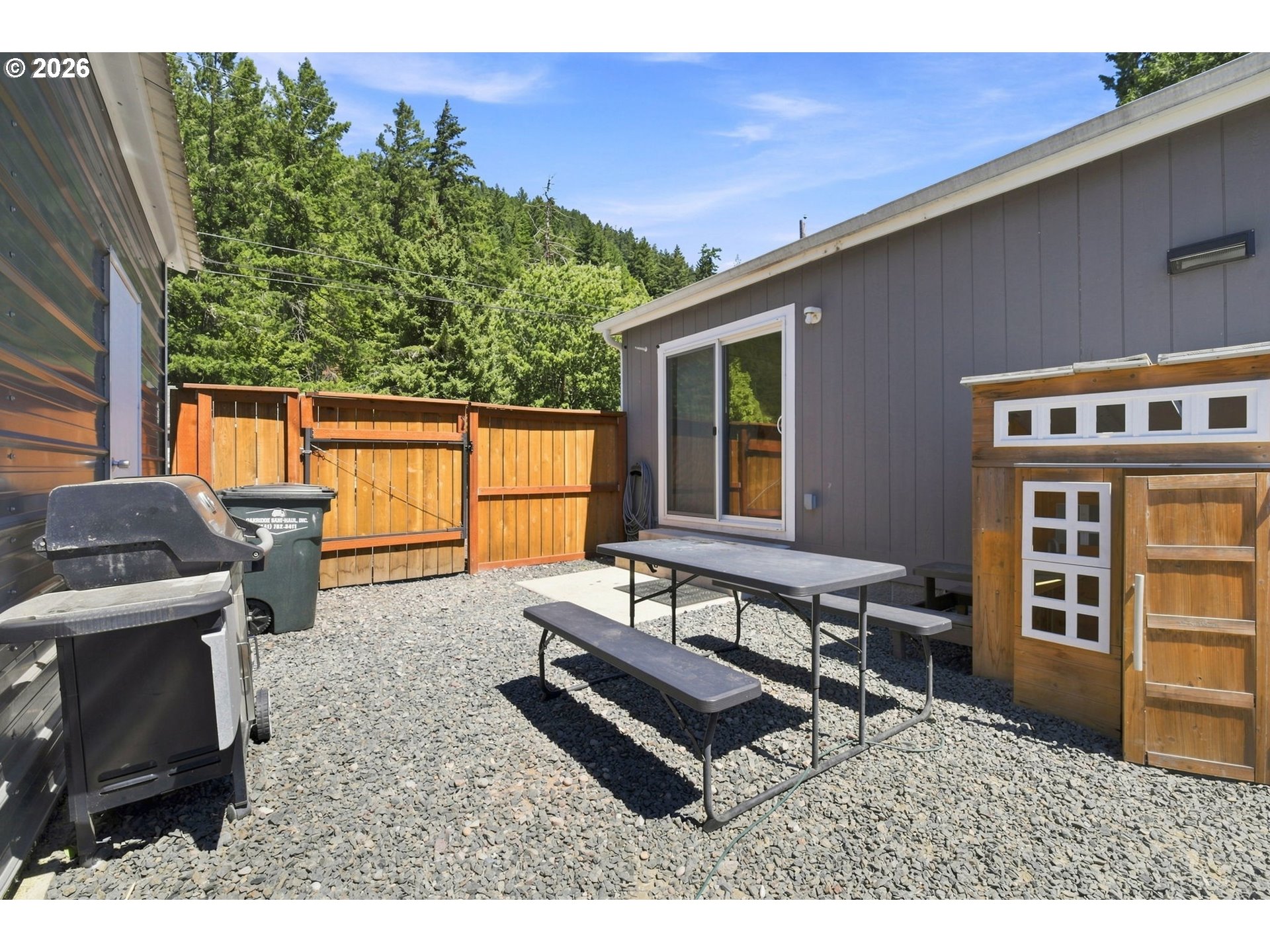 46852 Sunset Ave Property Photo 25