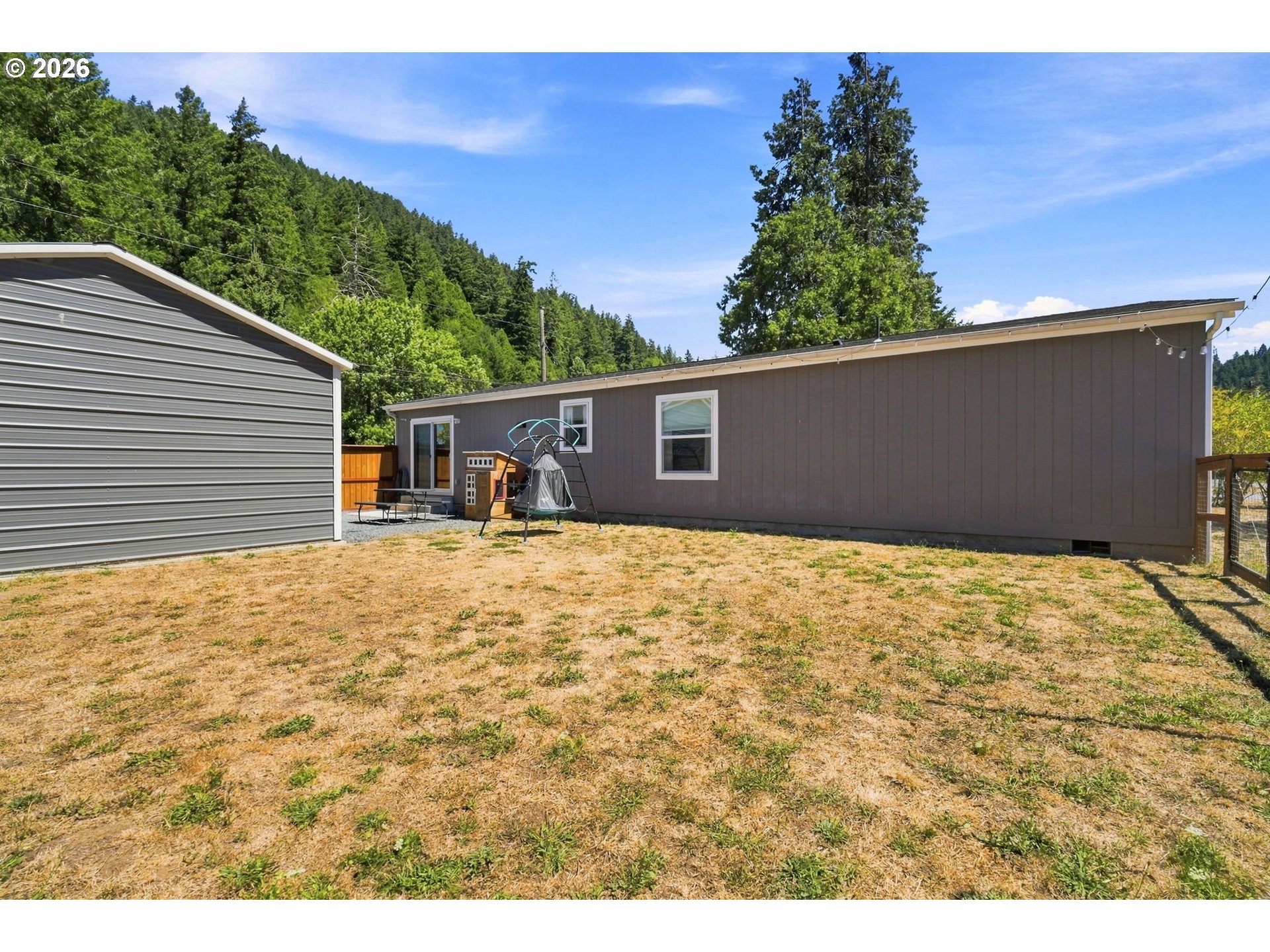 46852 Sunset Ave Property Photo 28