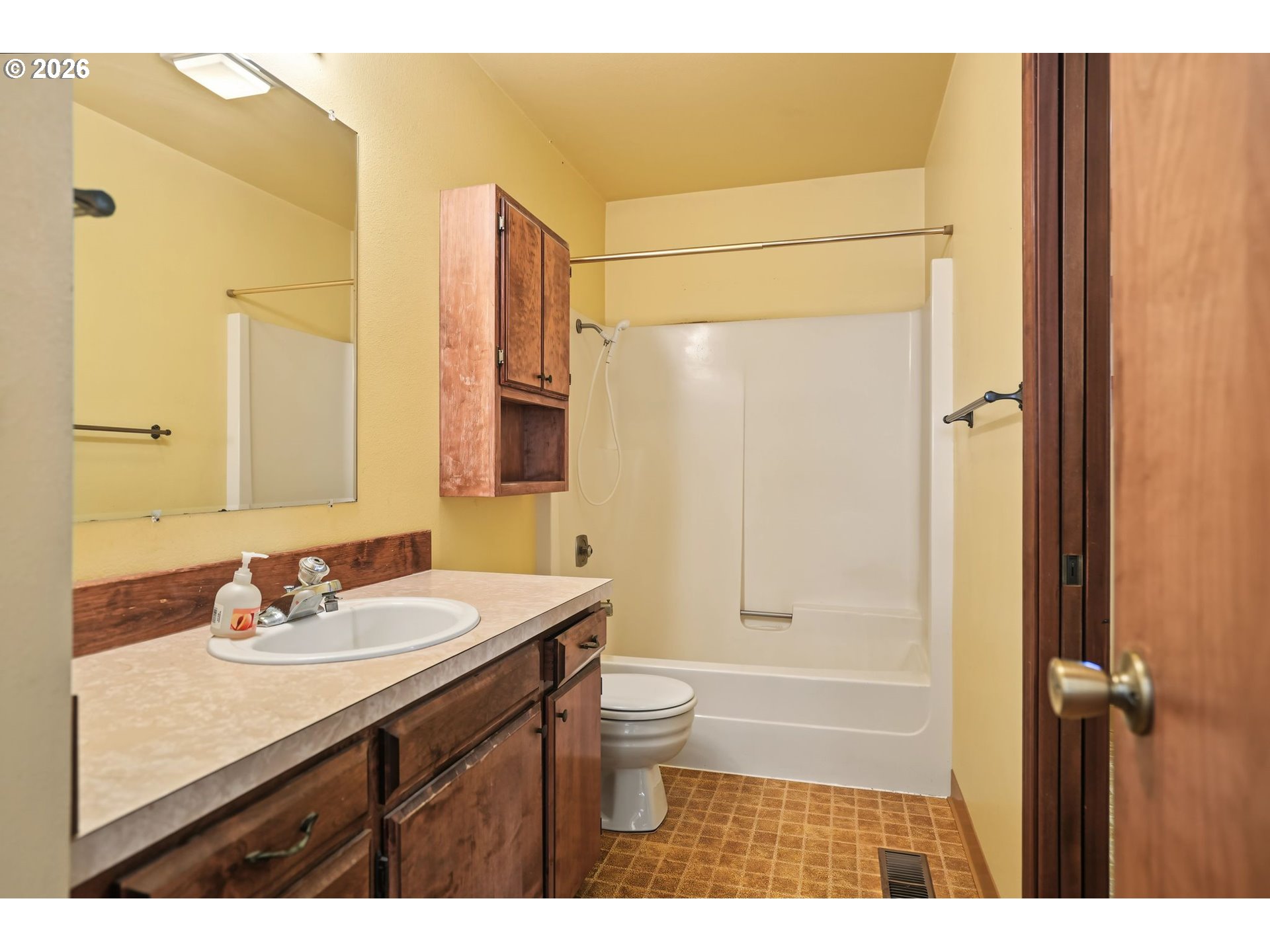 7455 Wheatland Rd N Property Photo 17