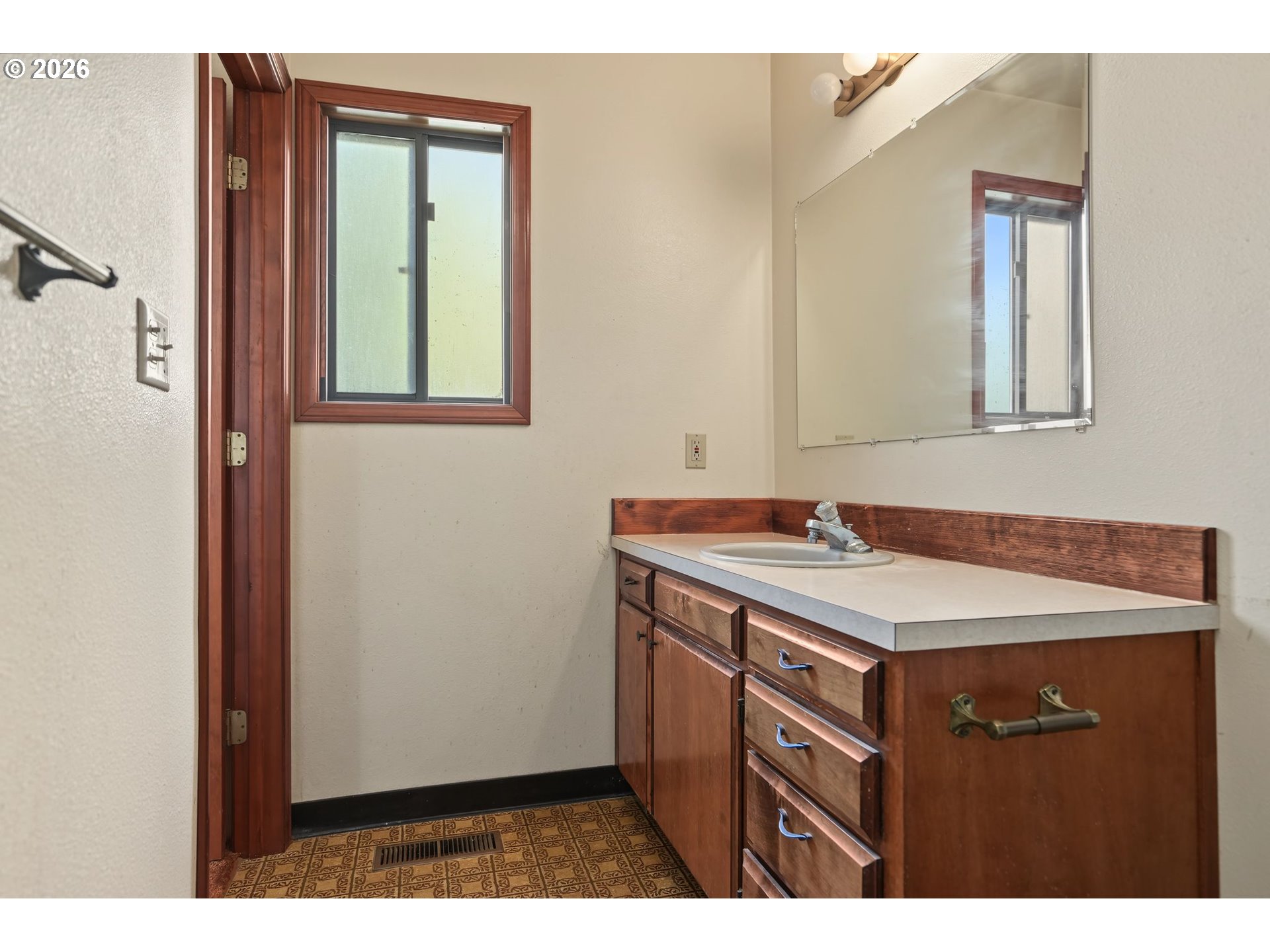 7455 Wheatland Rd N Property Photo 30