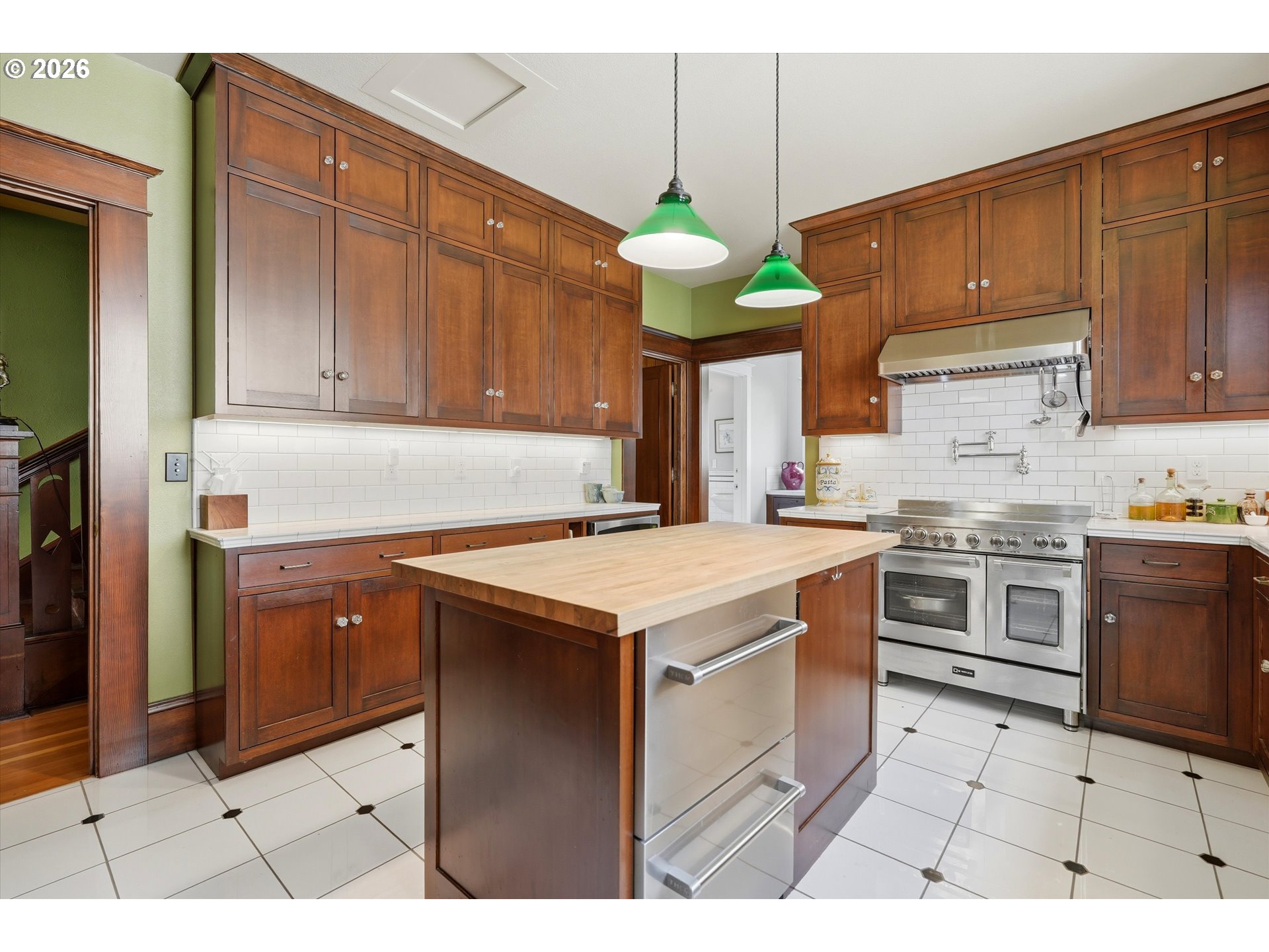 1811 21st Ave Property Photo 11