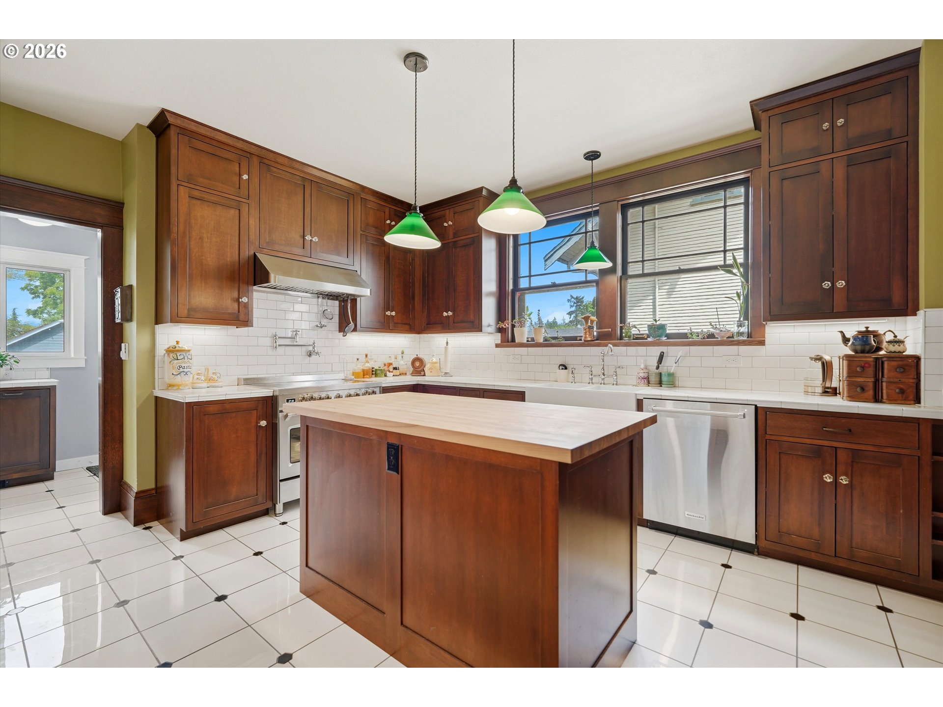 1811 21st Ave Property Photo 12