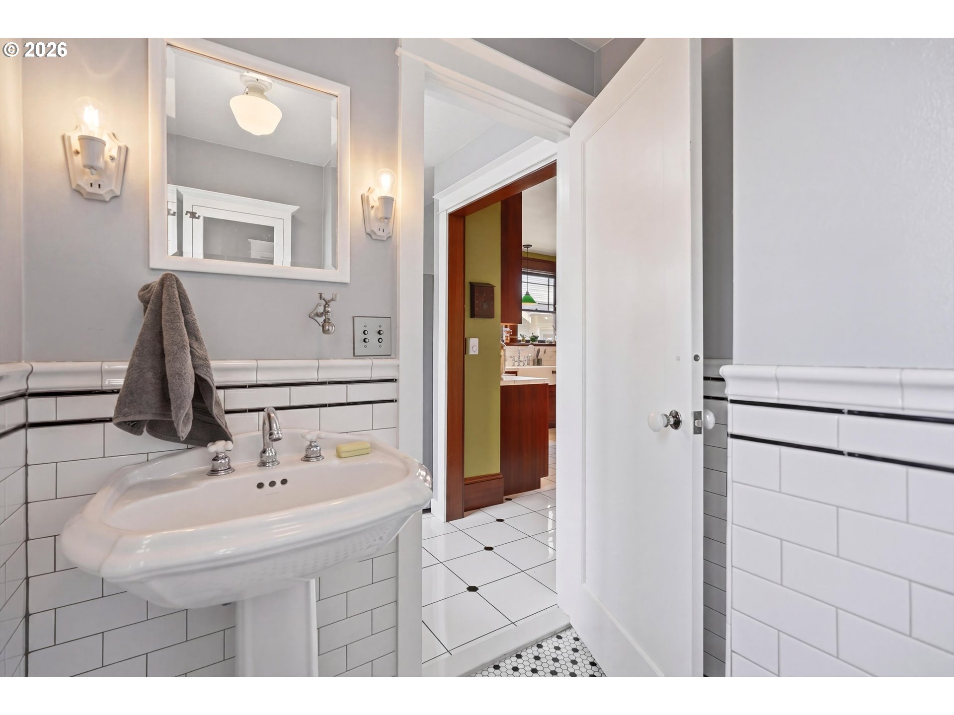 1811 21st Ave Property Photo 18
