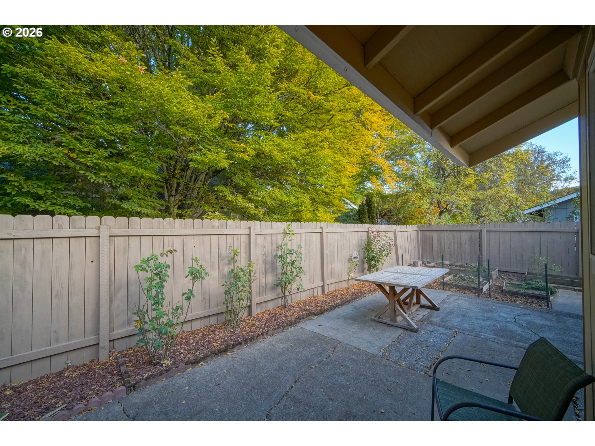 3709 Kevington Ave Property Photo 11