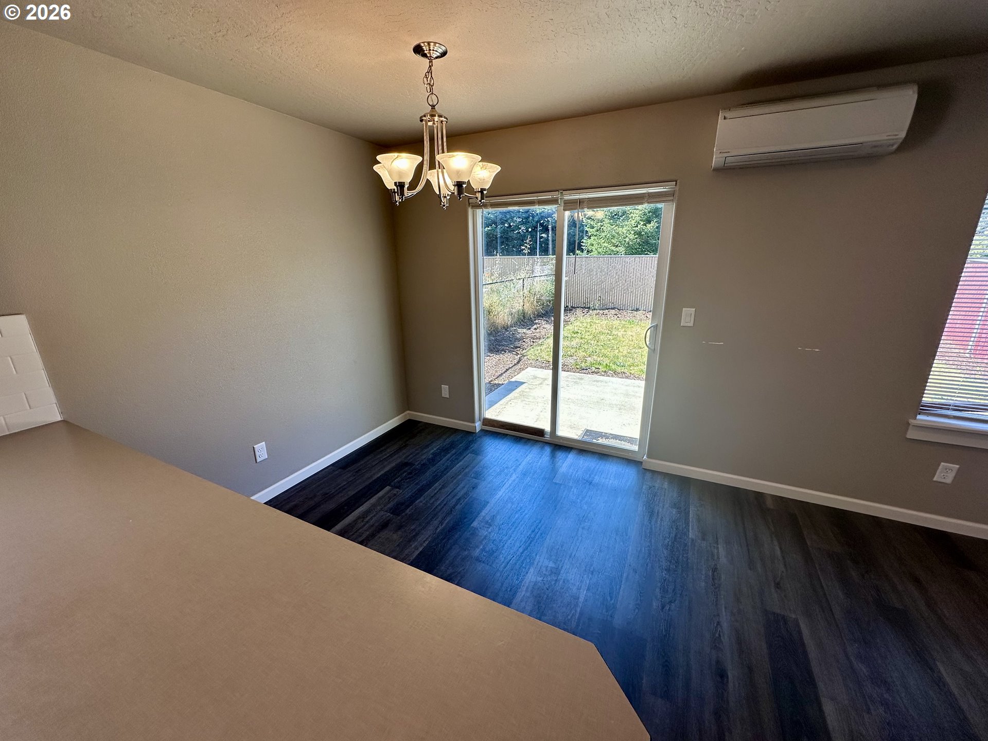 243 Lacasa St Property Photo 8