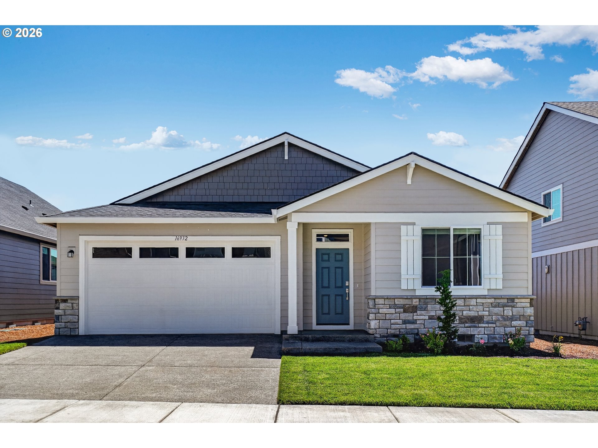 16932 Sw Lorikeet Ln Property Photo 1