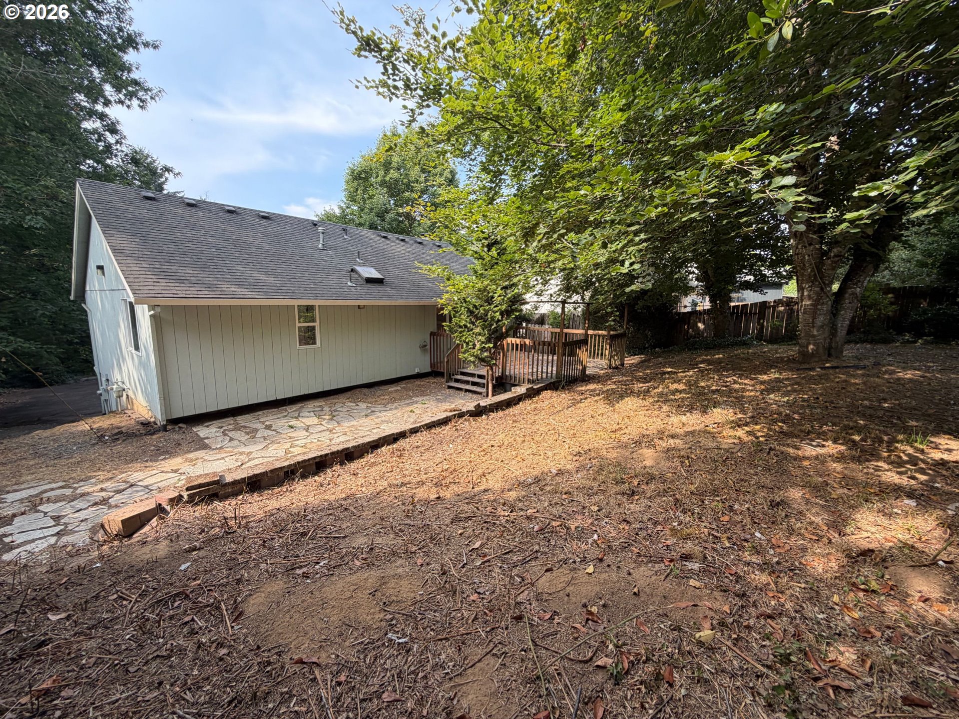 845 Se 8th St Property Photo 6