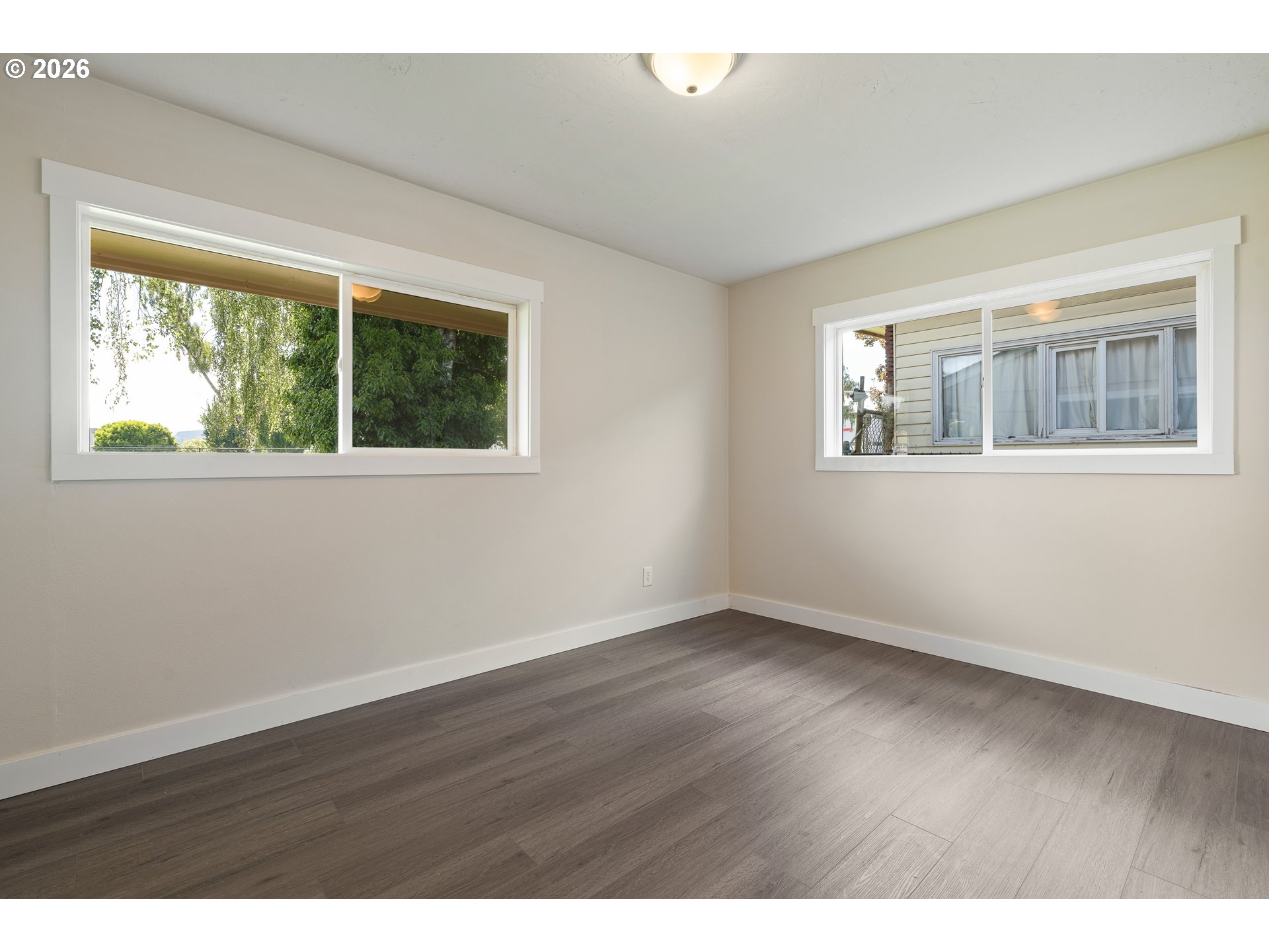 1811 15th Ave Property Photo 10