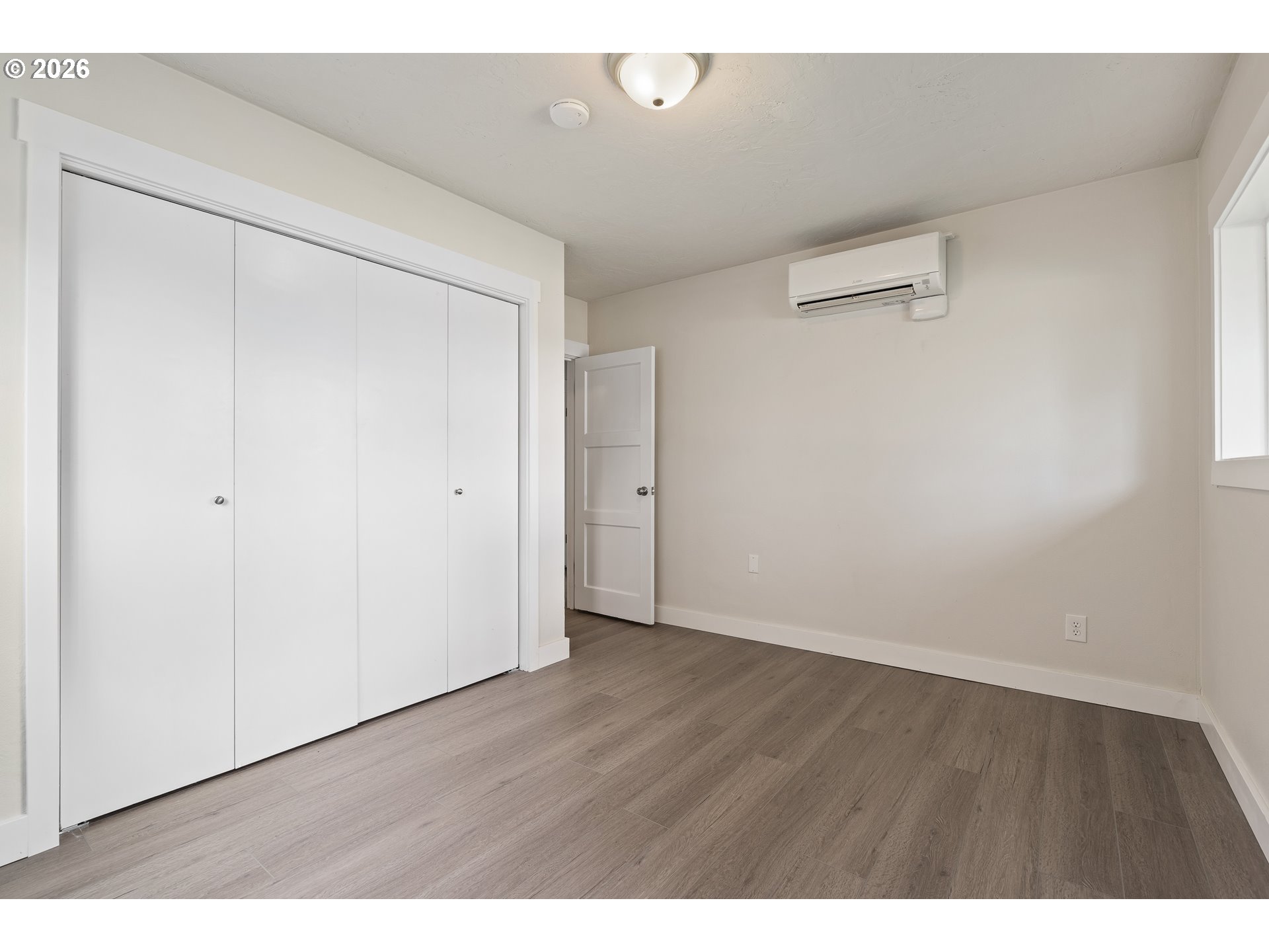 1811 15th Ave Property Photo 11