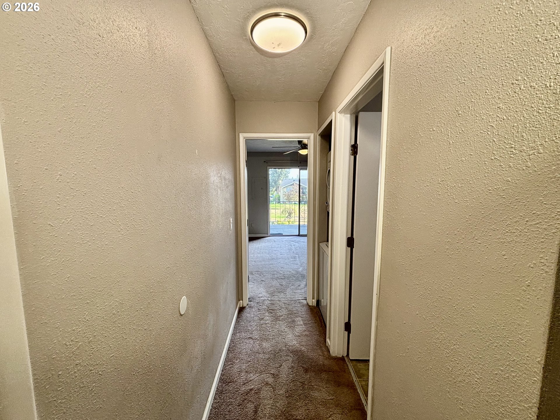 2058 Ne Hogan Dr Property Photo 18