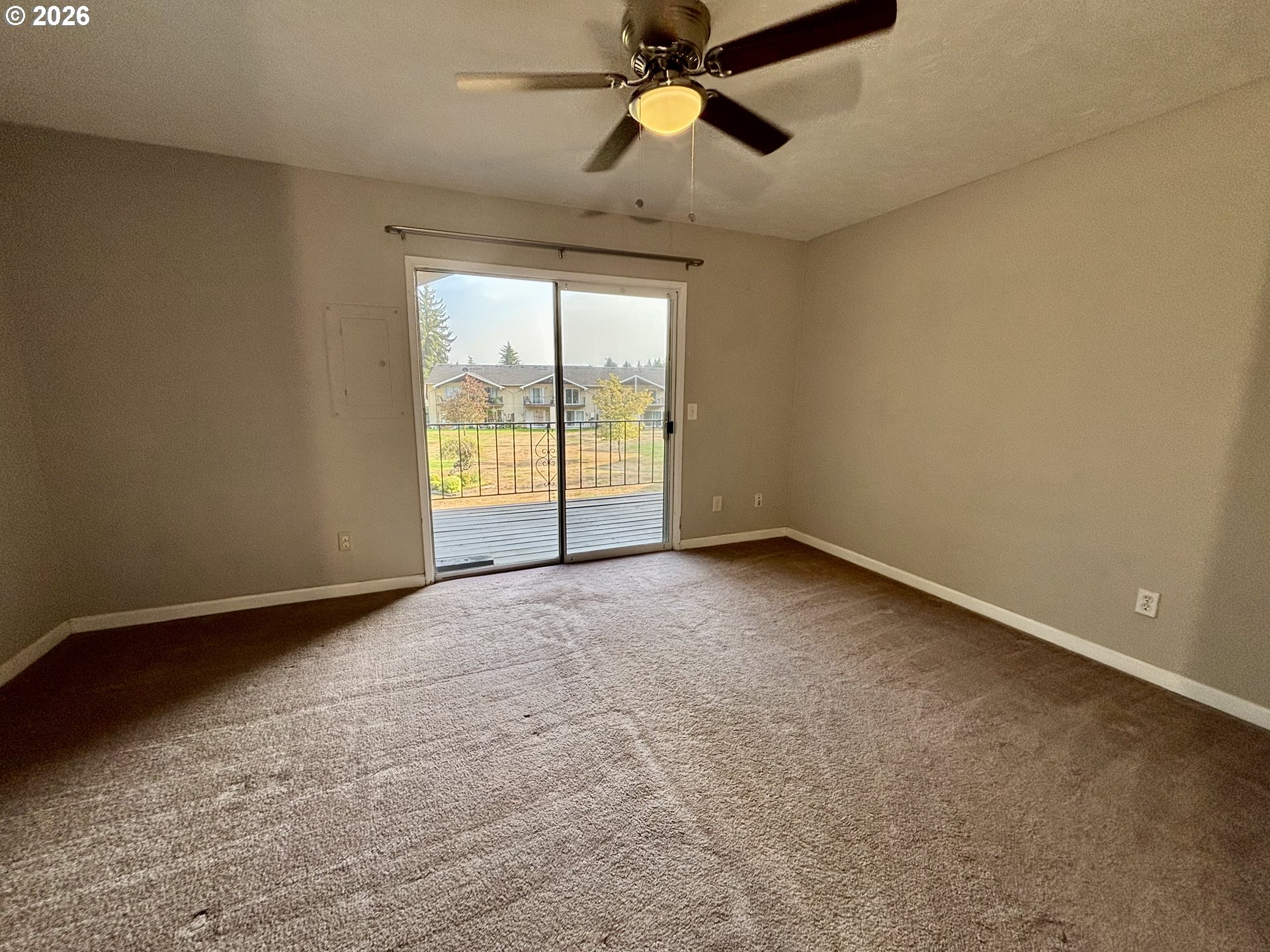 2058 Ne Hogan Dr Property Photo 21